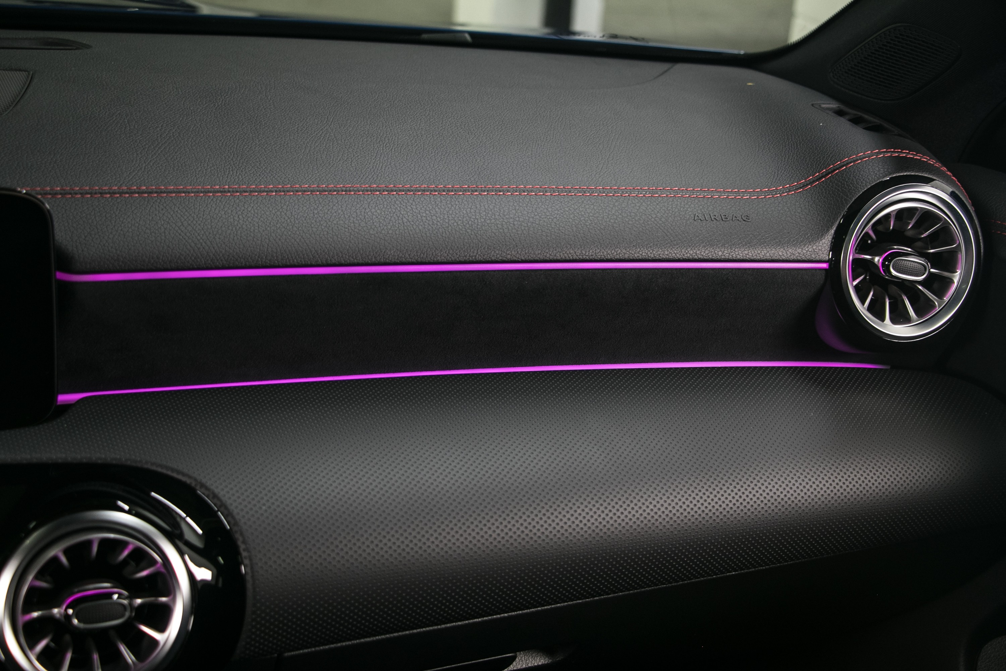 listing desktop thumbnail image 8