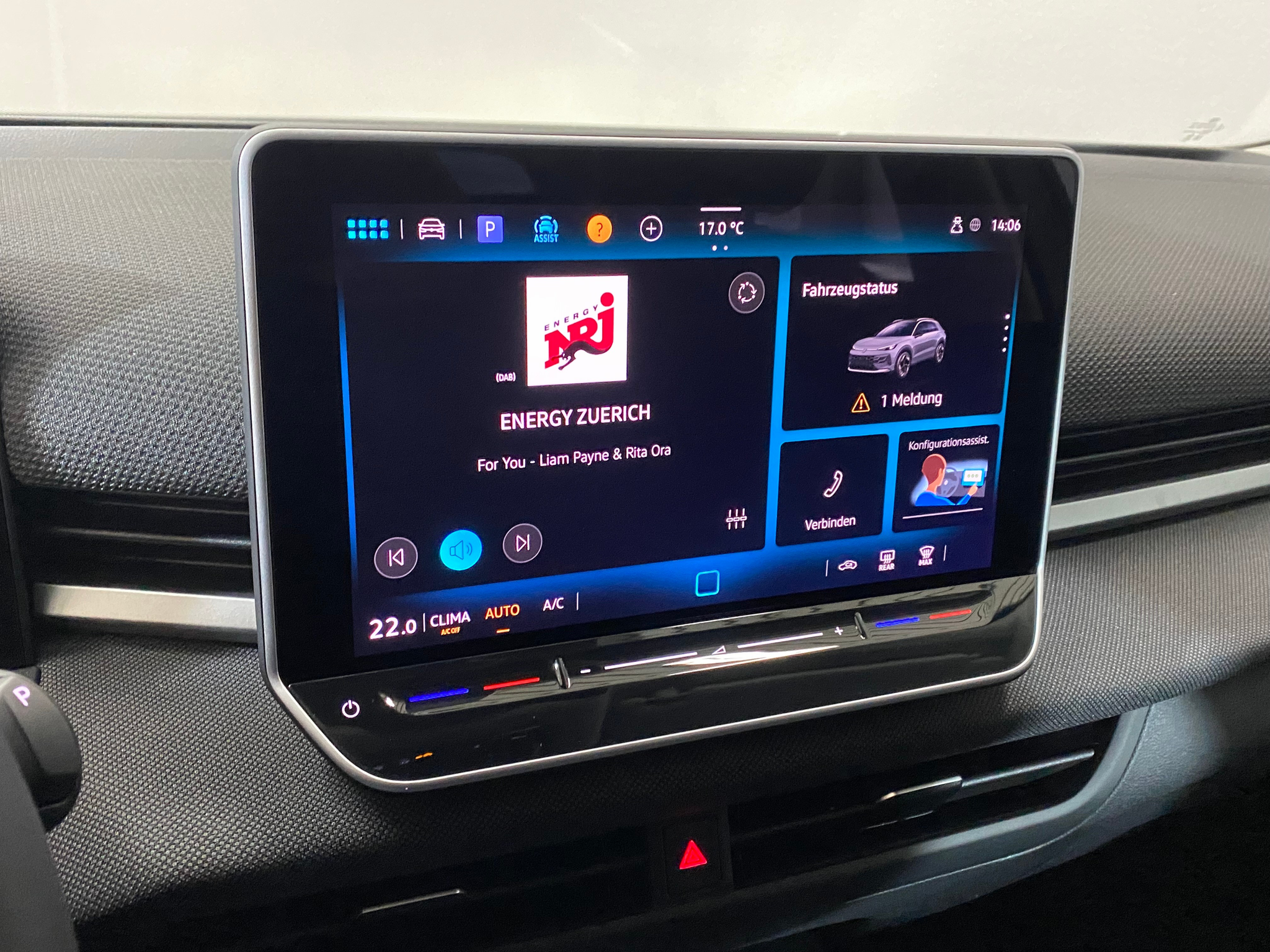 listing desktop thumbnail image 10