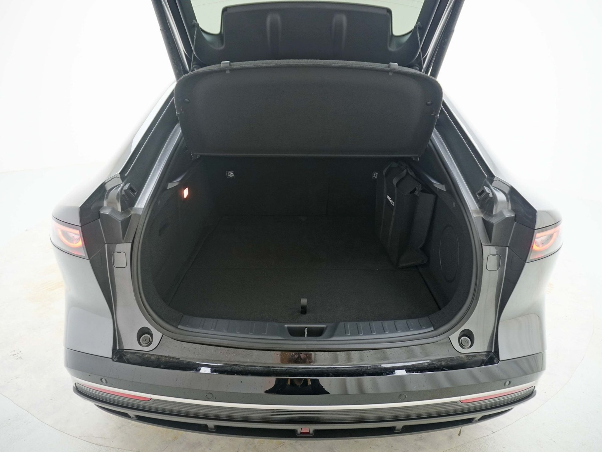 listing desktop thumbnail image 19