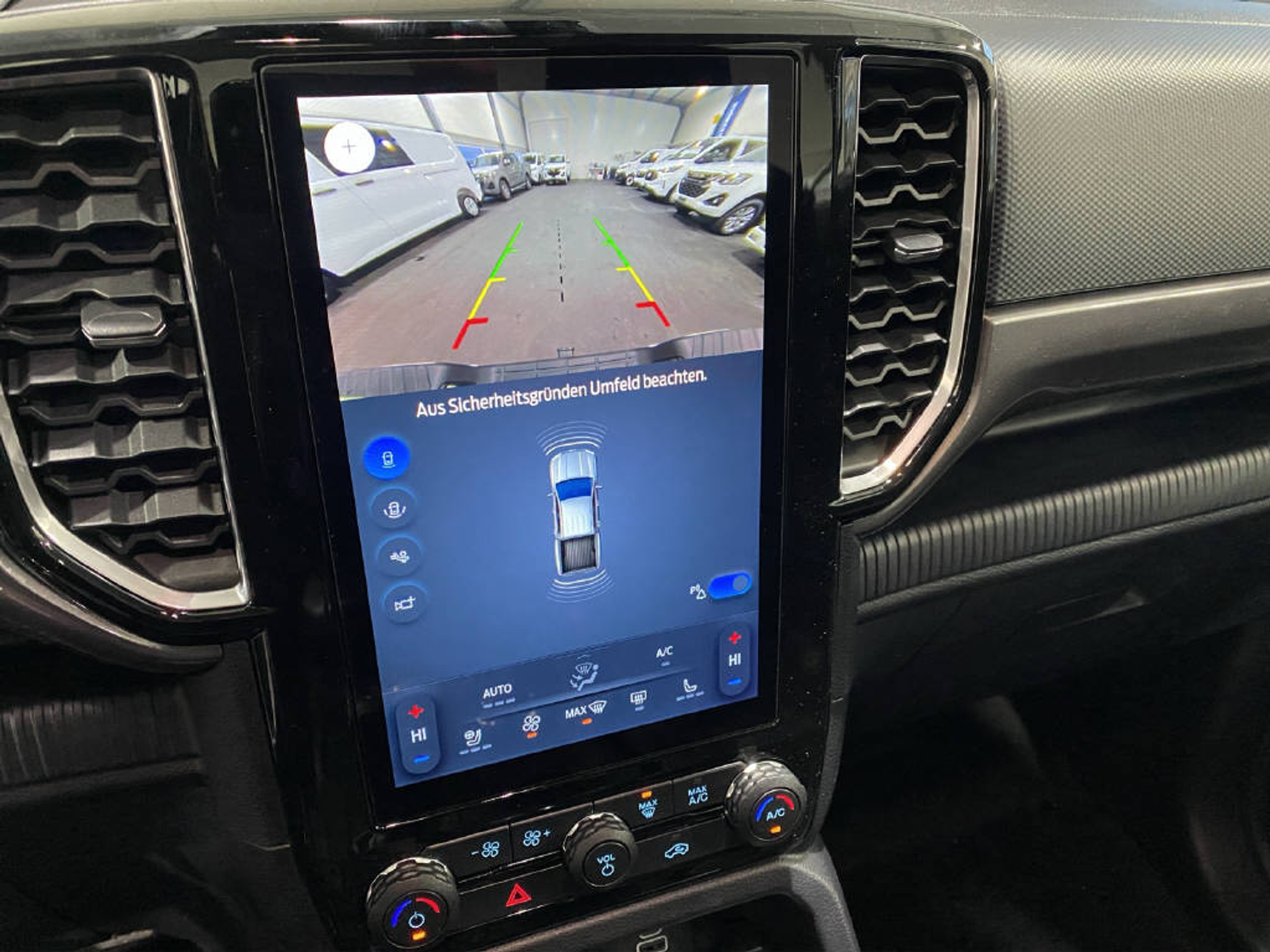 listing desktop thumbnail image 11