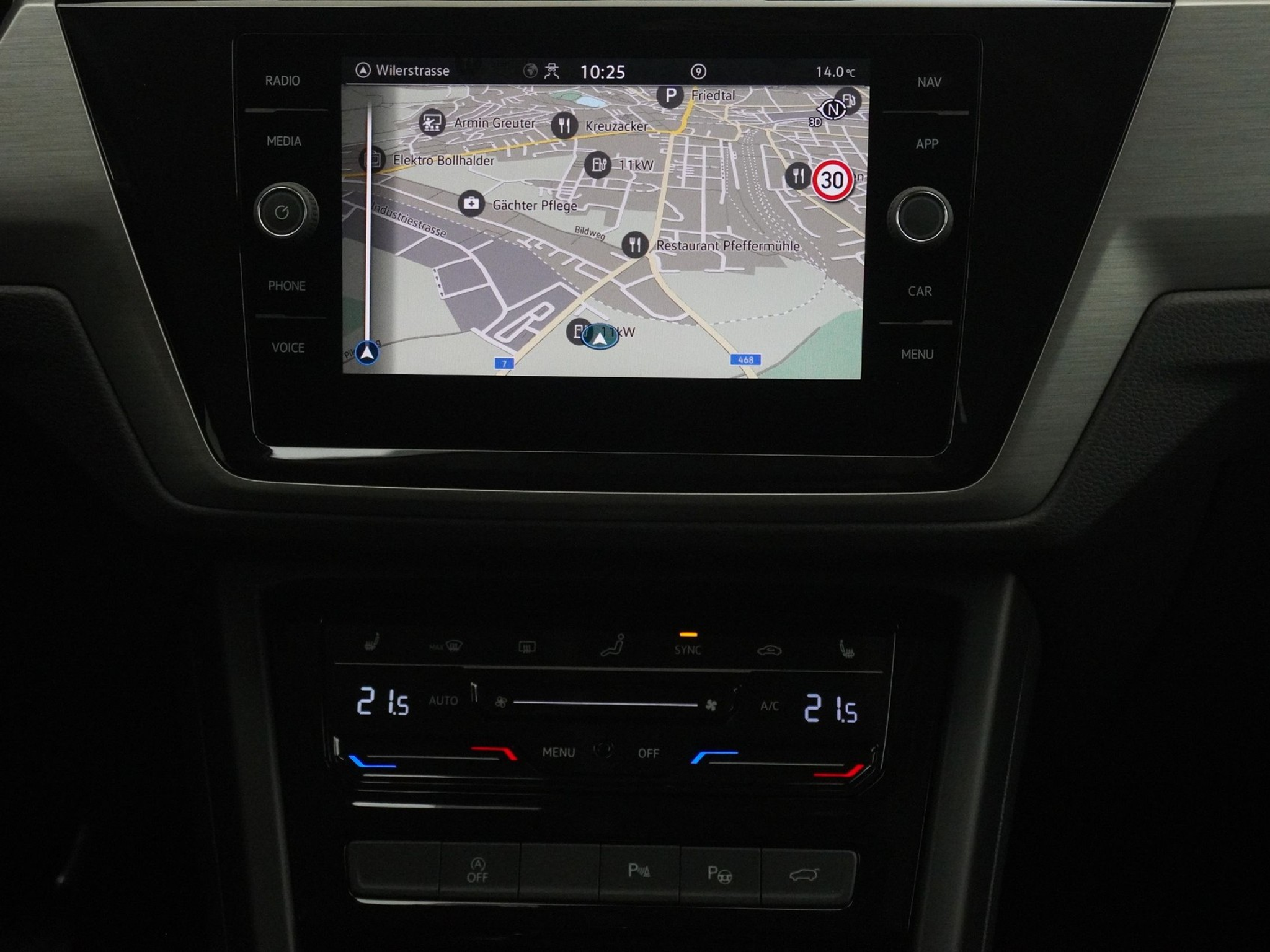 listing desktop thumbnail image 18