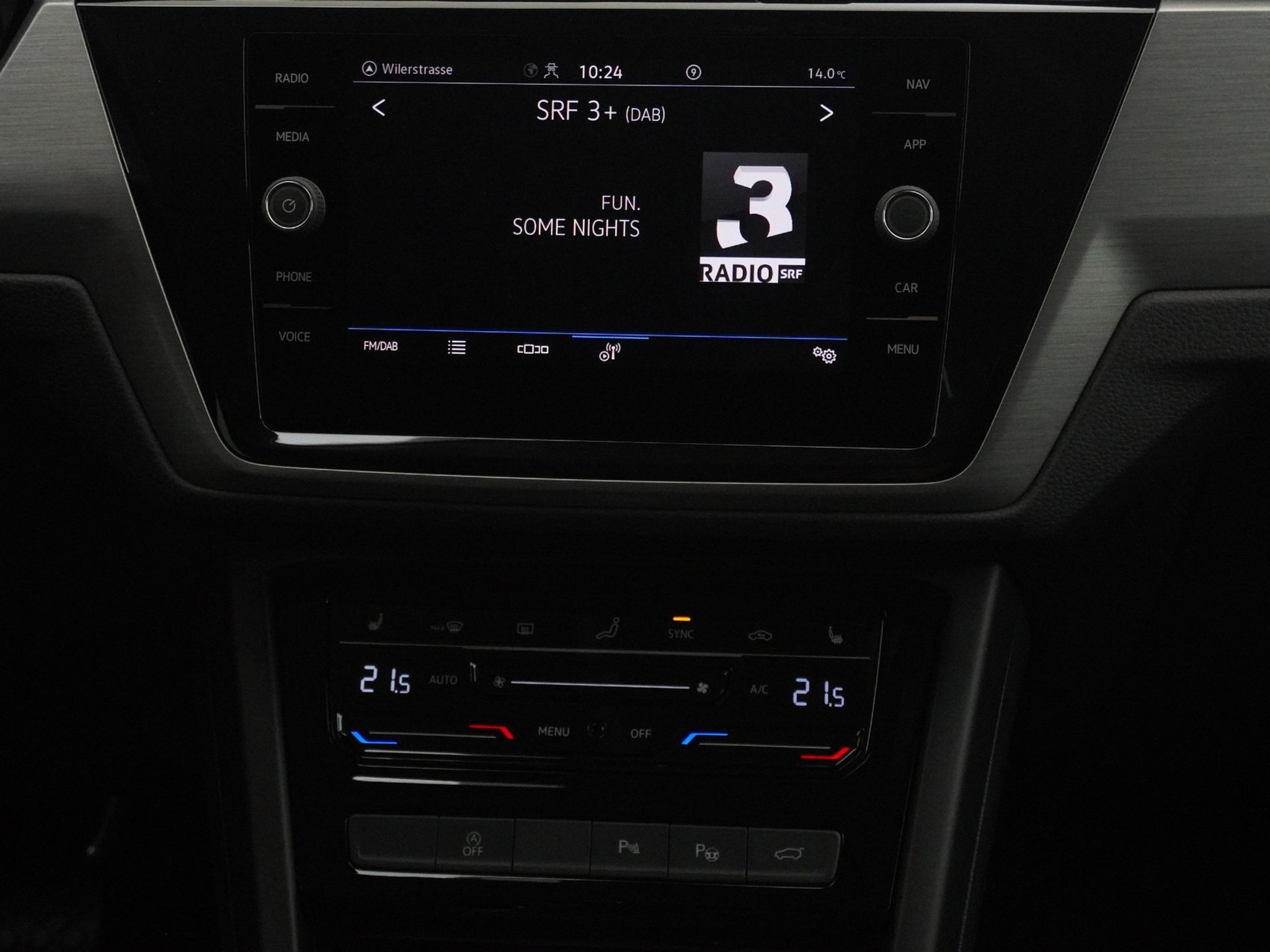 listing desktop thumbnail image 21