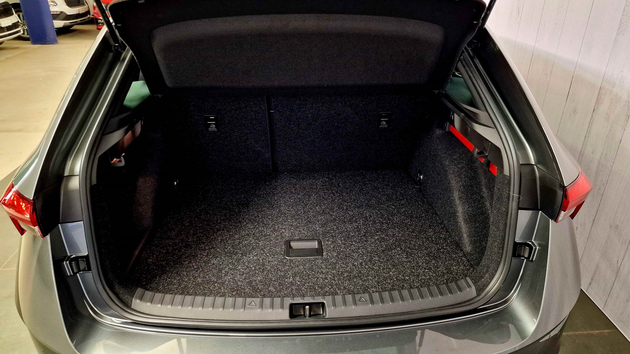 listing desktop thumbnail image 14