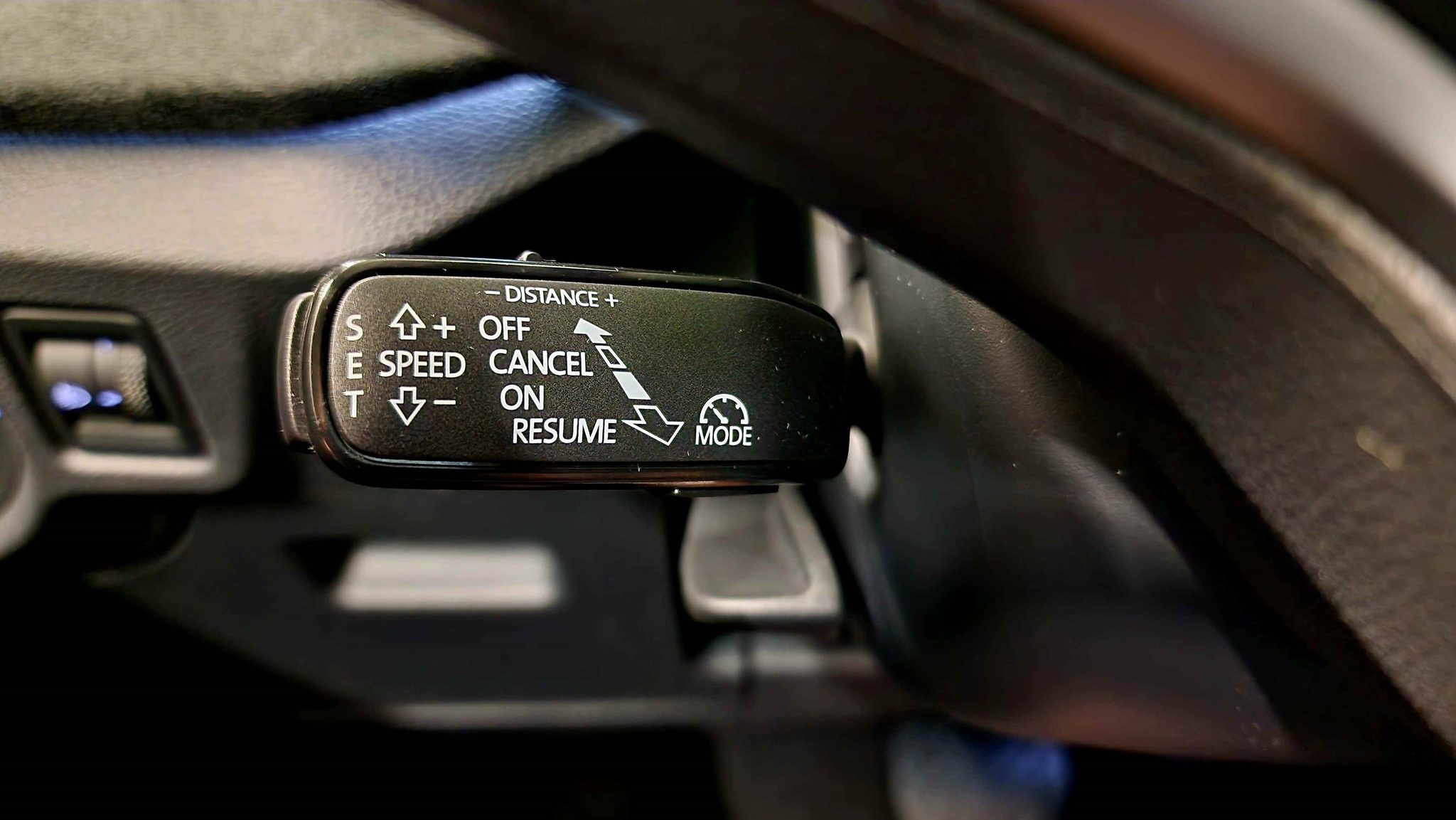 listing desktop thumbnail image 6