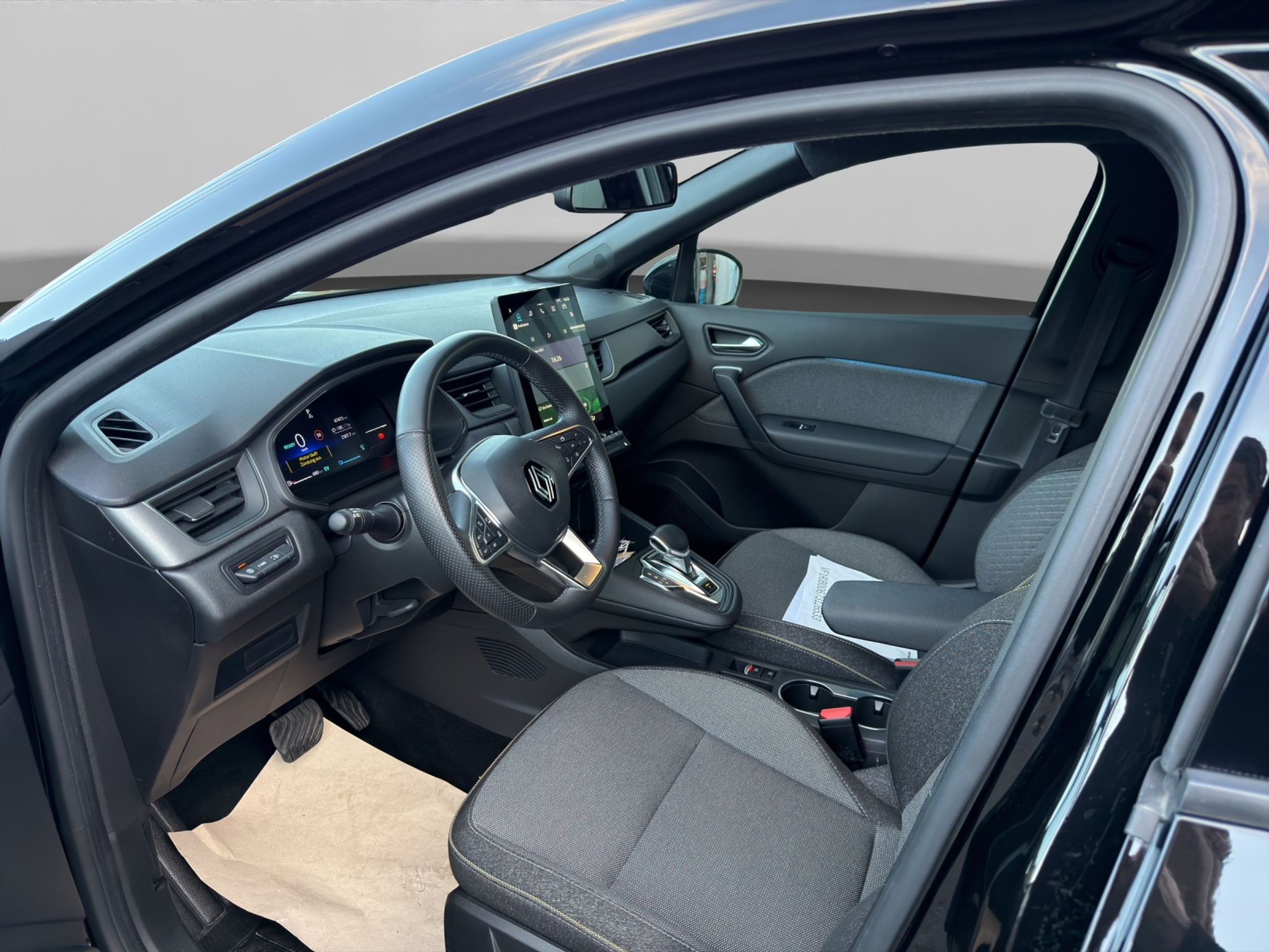 listing desktop thumbnail image 5