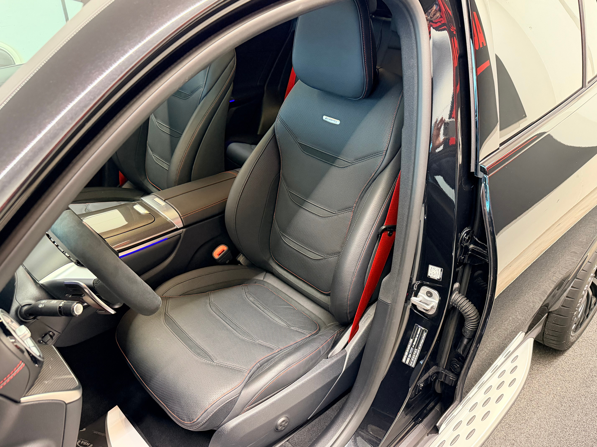 listing desktop thumbnail image 16