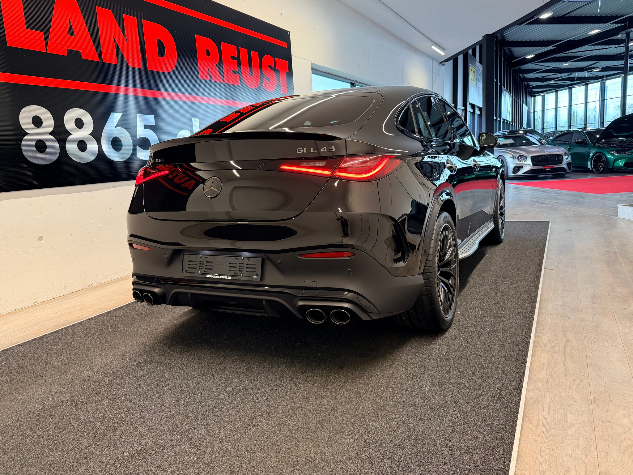 listing desktop thumbnail image 6