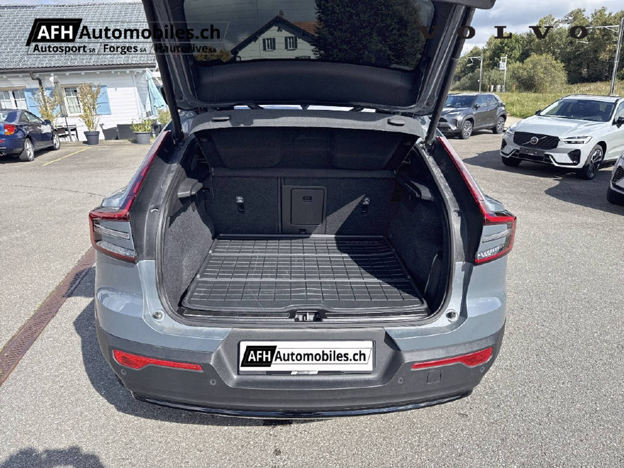 listing desktop thumbnail image 9