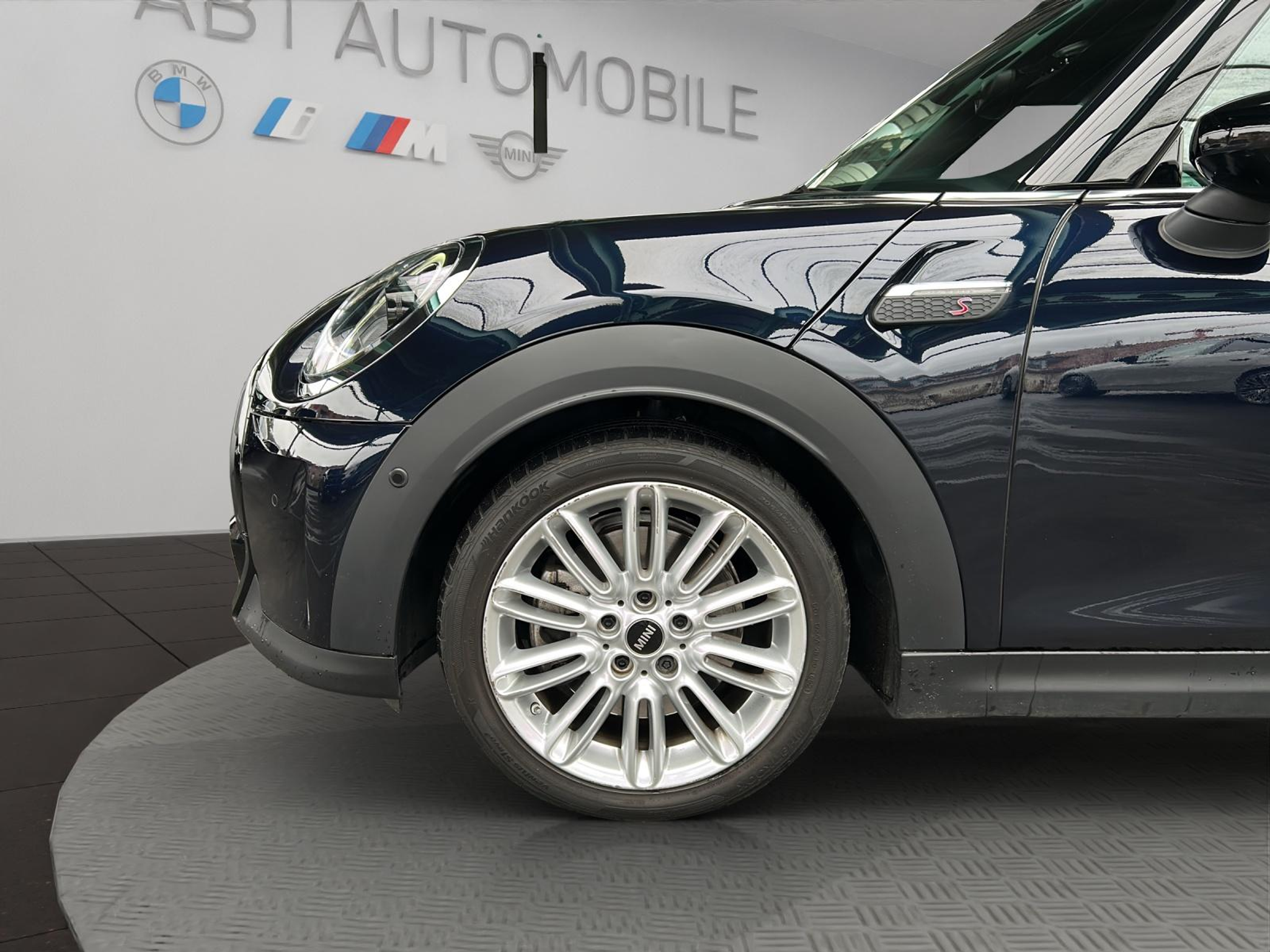 listing desktop thumbnail image 21