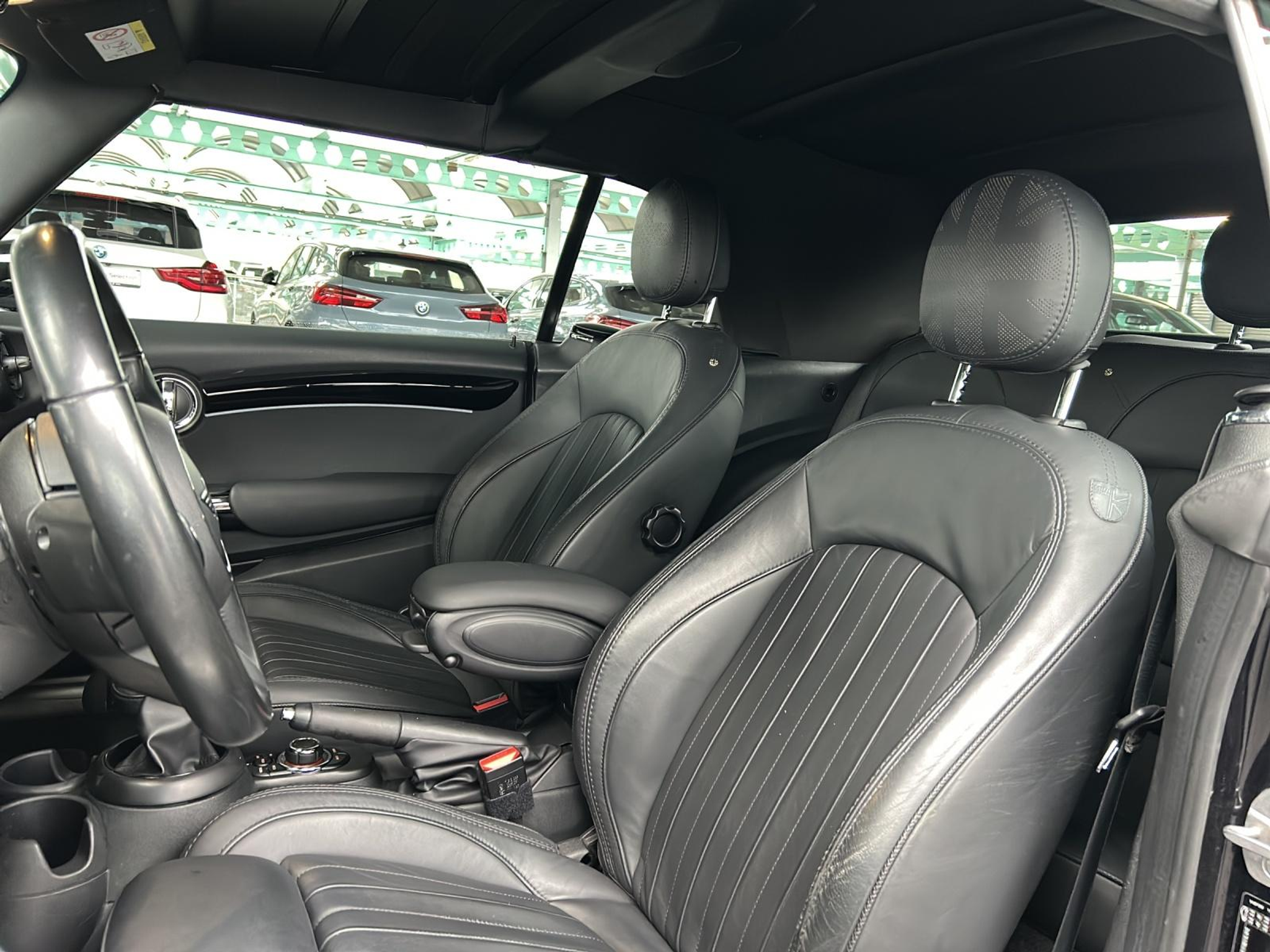 listing desktop thumbnail image 12