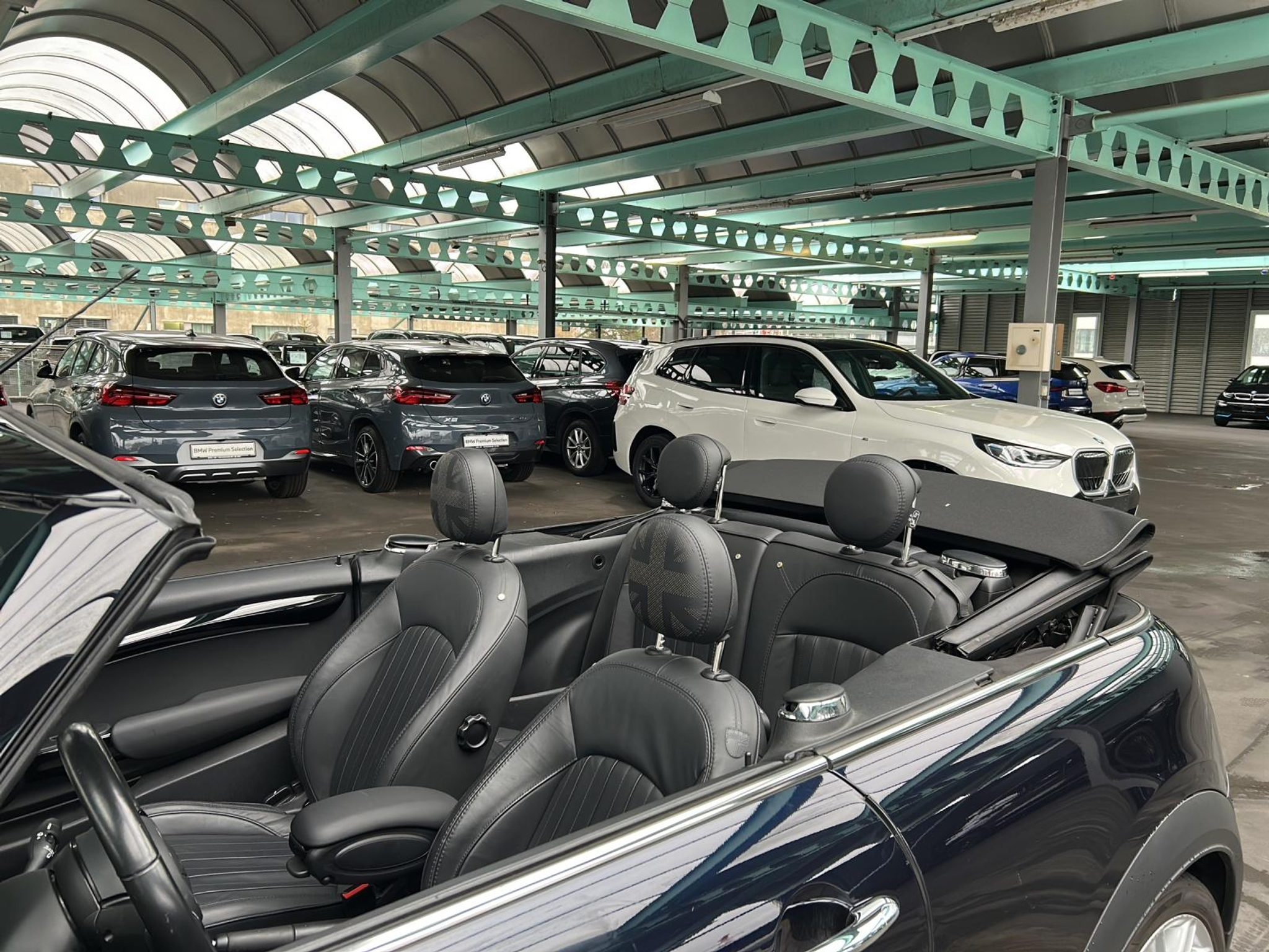 listing desktop thumbnail image 16