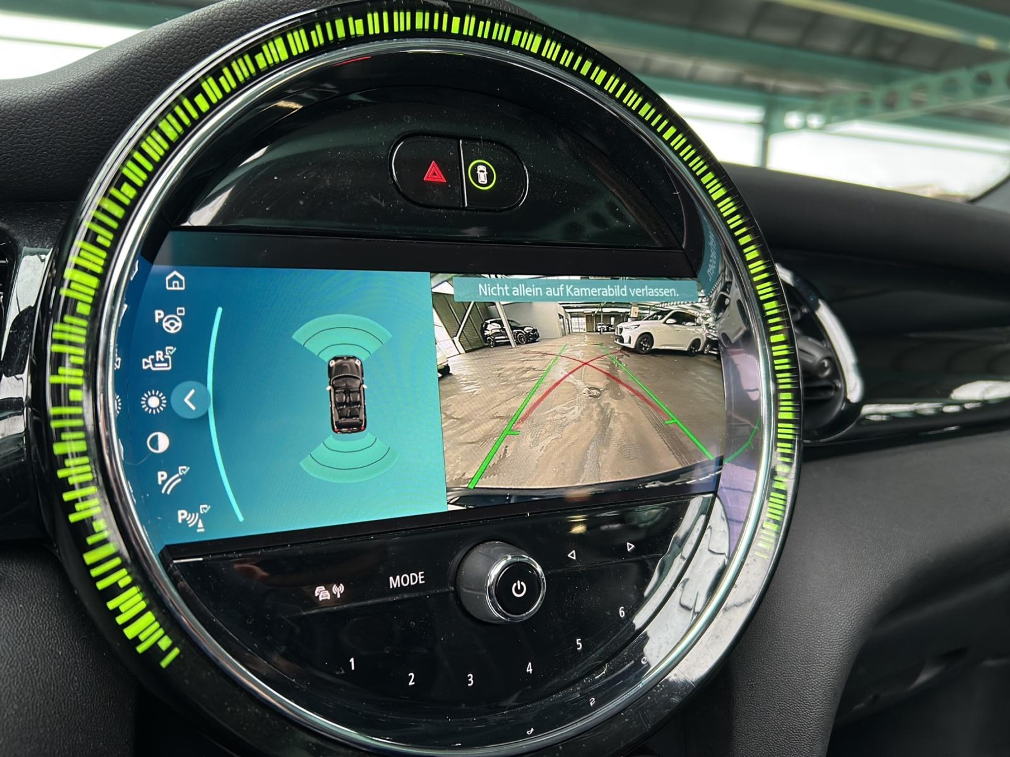 listing desktop thumbnail image 19