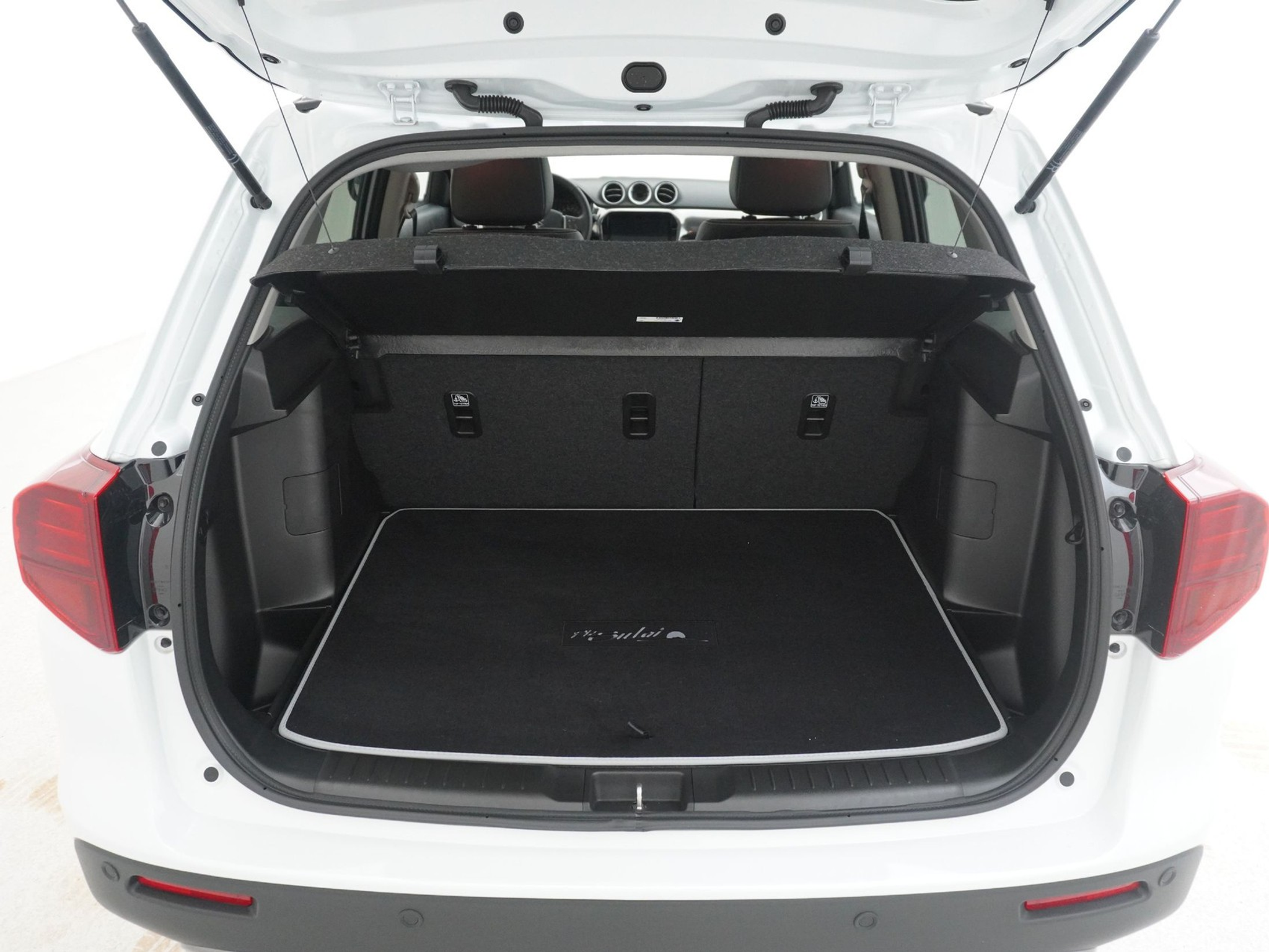 listing desktop thumbnail image 17