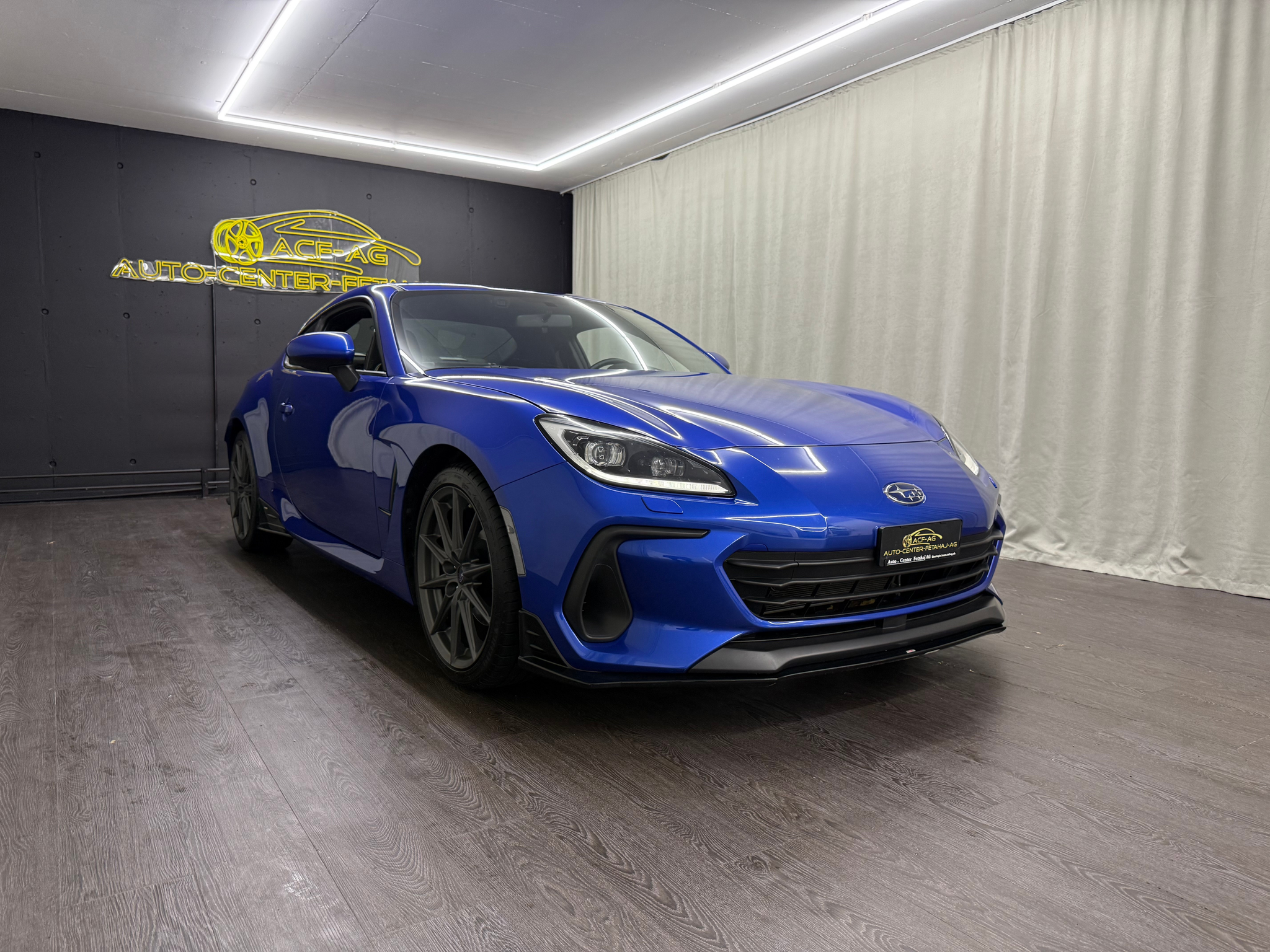 listing desktop thumbnail image 2