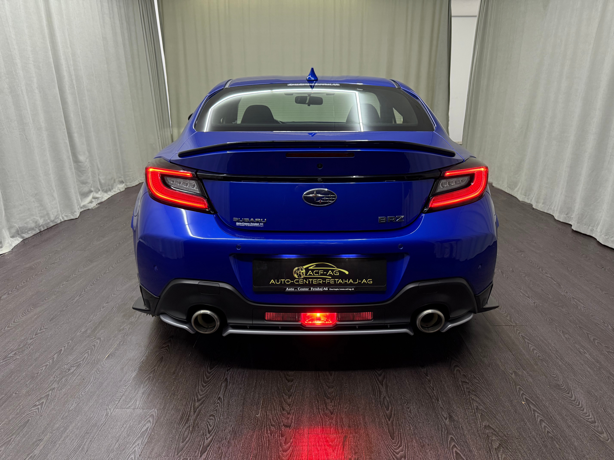 listing desktop thumbnail image 4