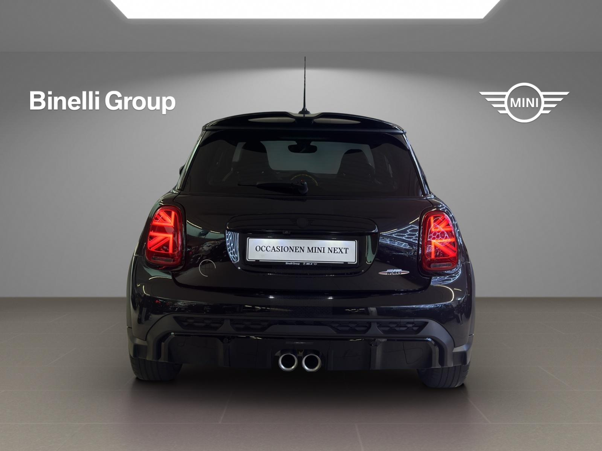 listing desktop thumbnail image 3