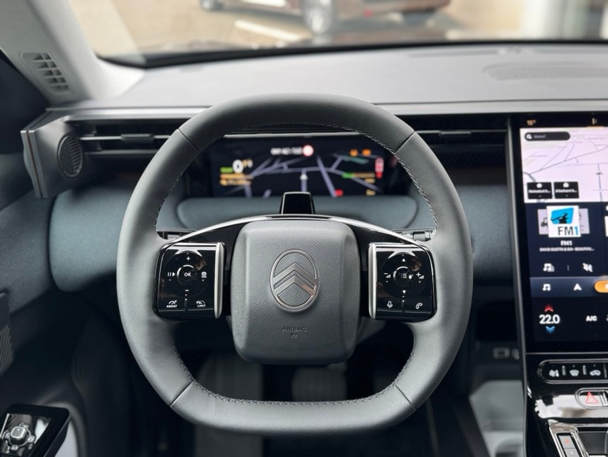 listing desktop thumbnail image 14