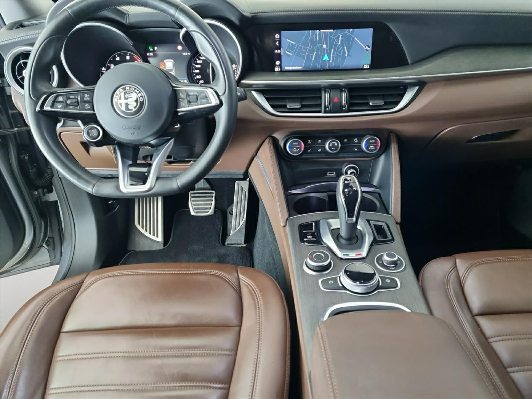 listing desktop thumbnail image 5