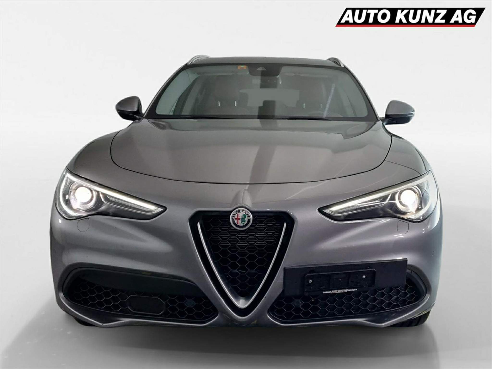 listing desktop thumbnail image 2