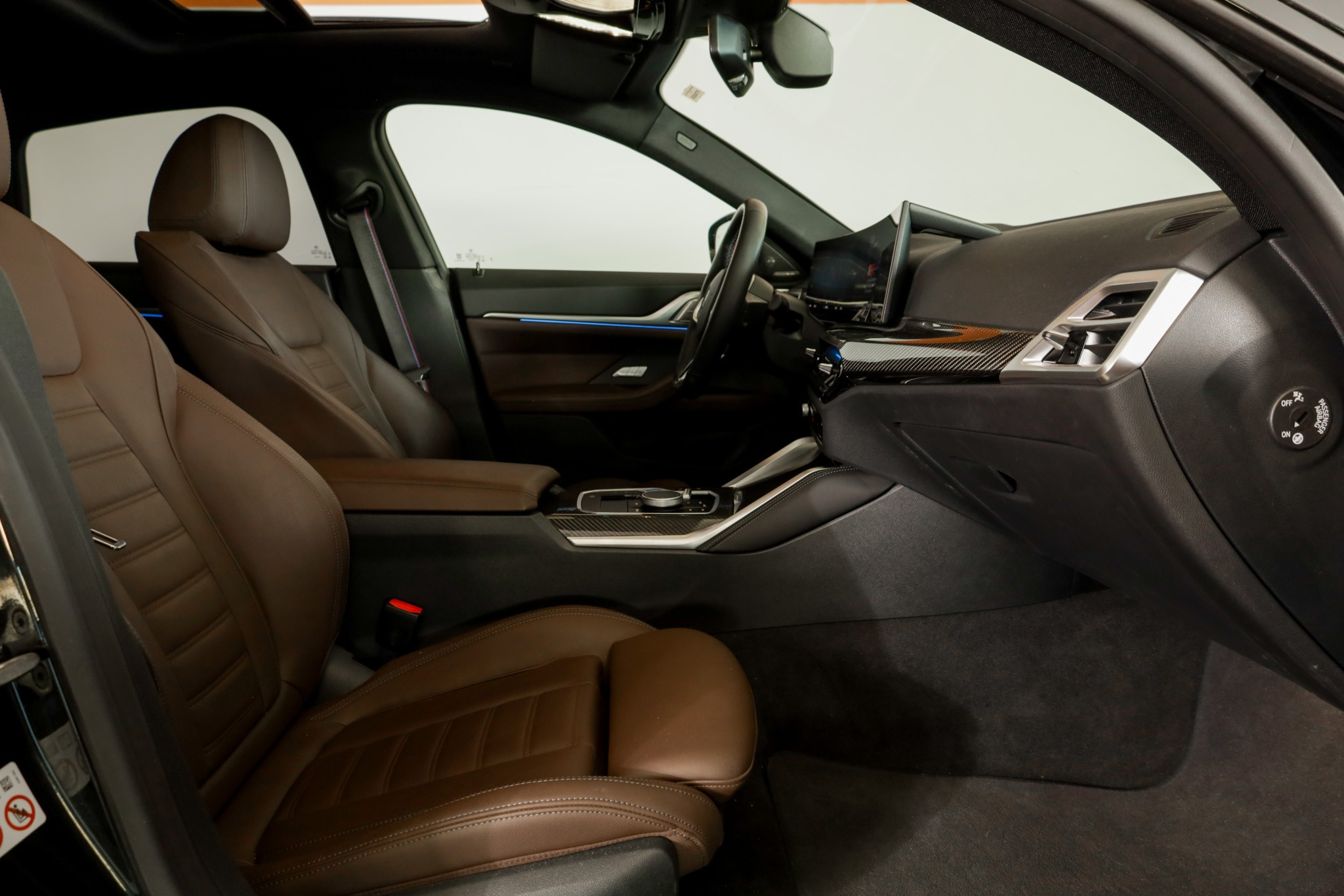 listing desktop thumbnail image 6