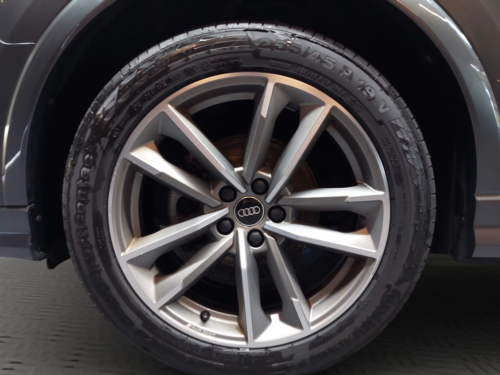 listing desktop thumbnail image 11