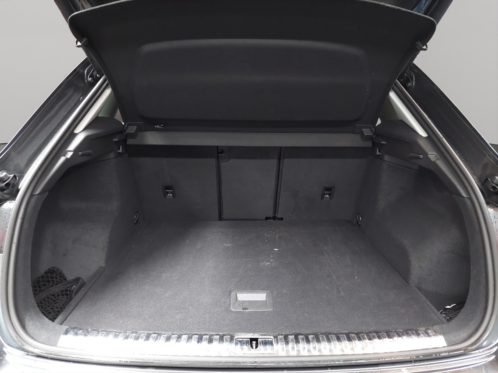 listing desktop thumbnail image 10