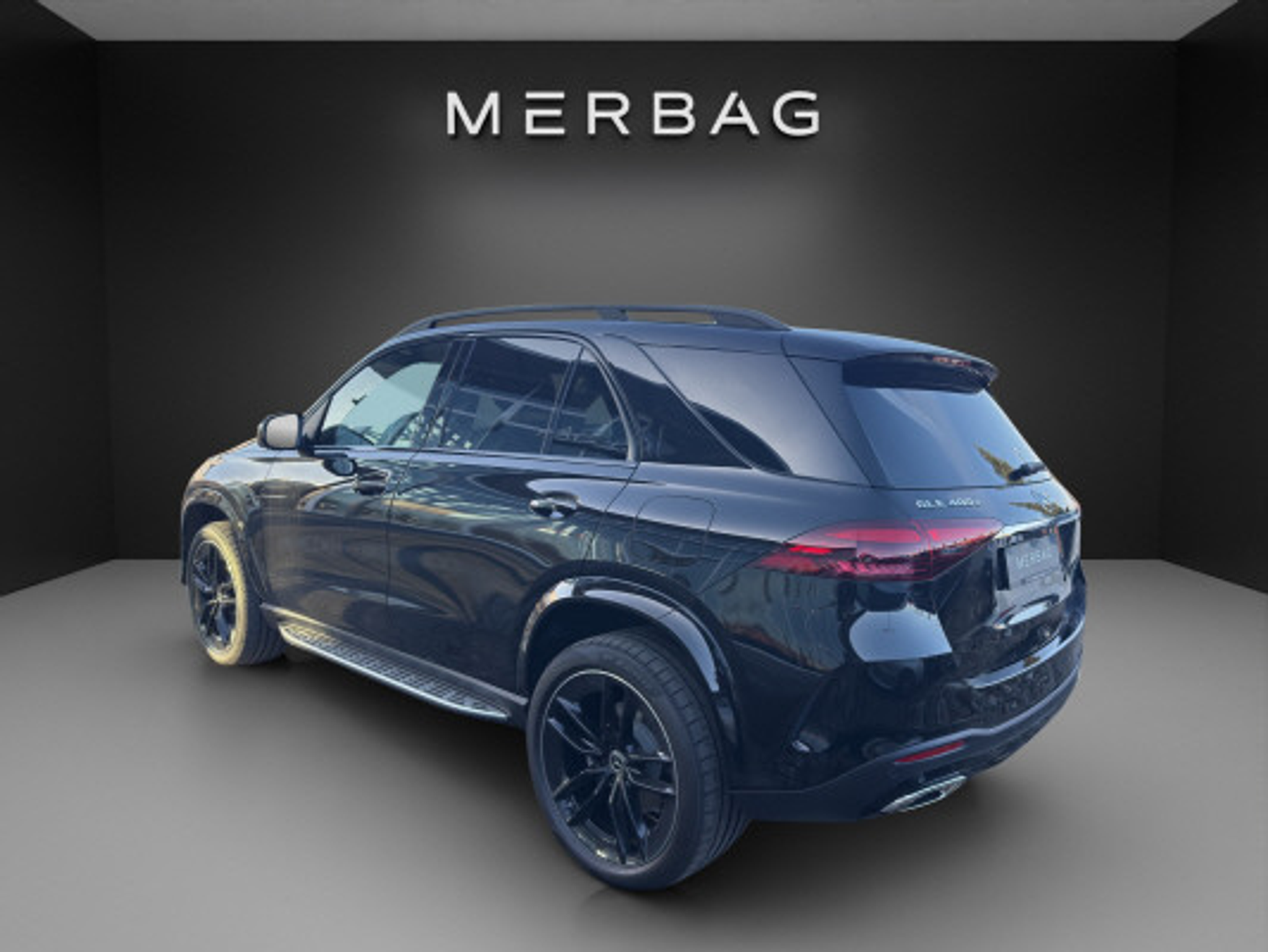 listing desktop thumbnail image 3