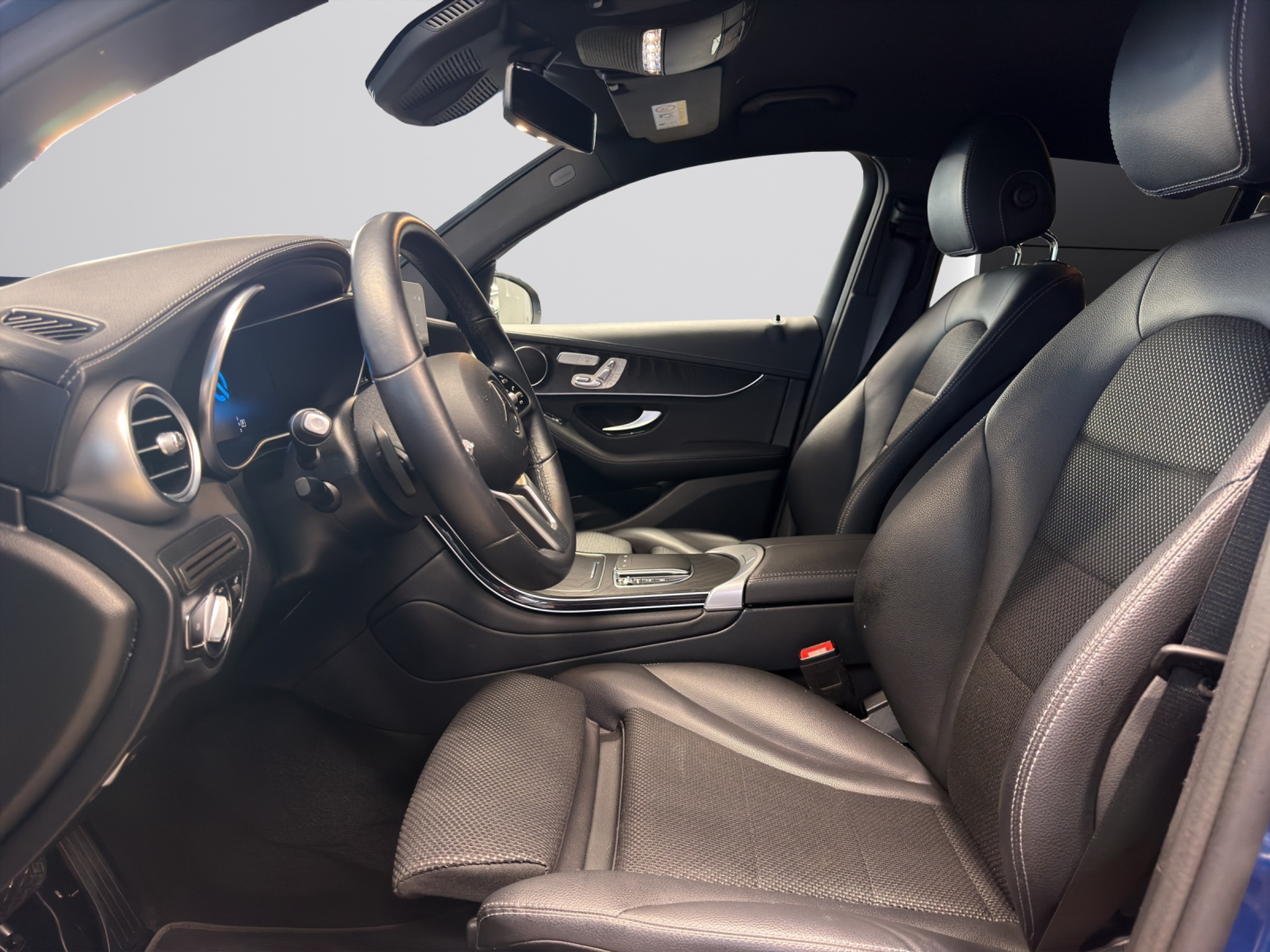 listing desktop thumbnail image 10