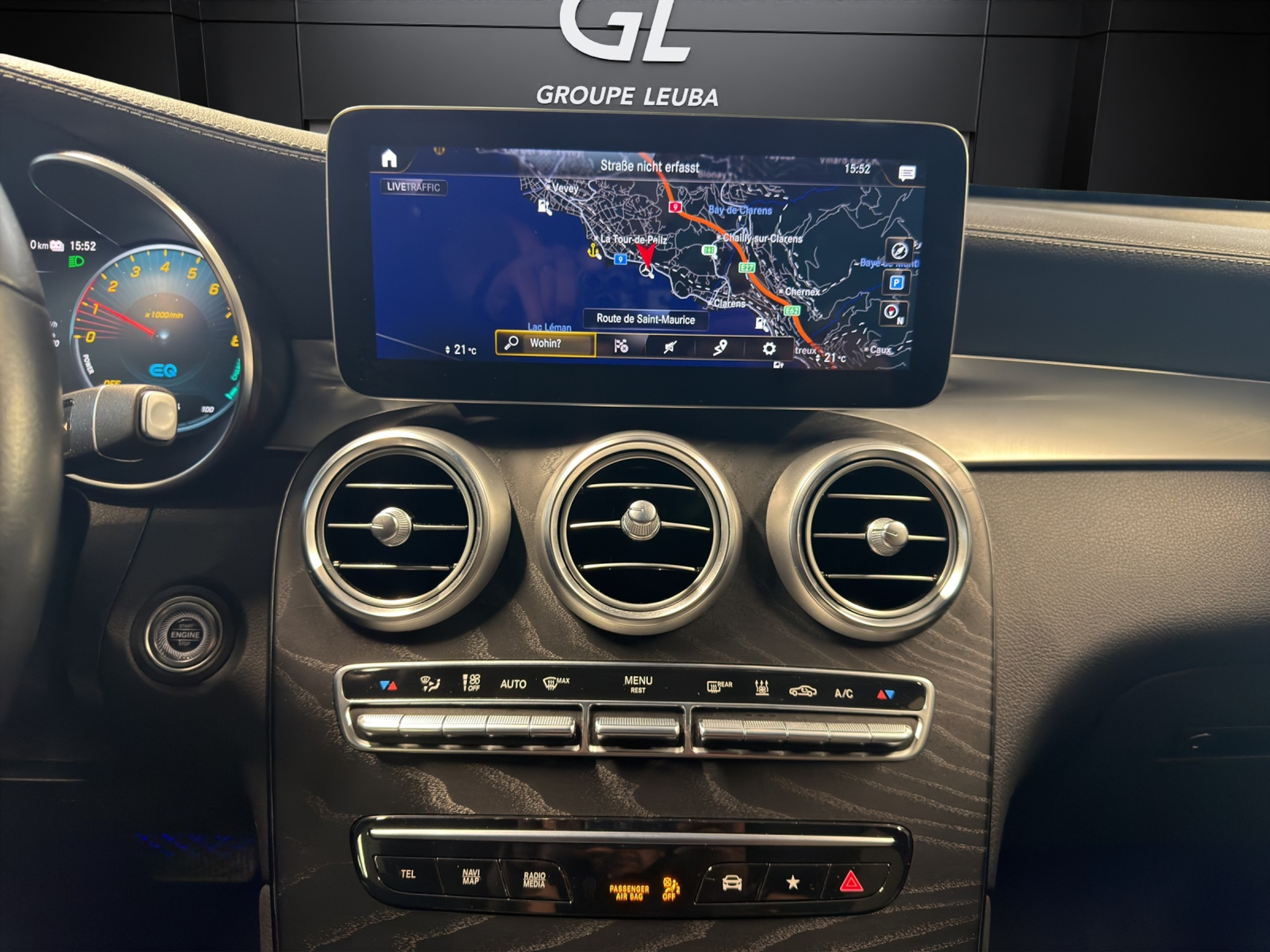 listing desktop thumbnail image 9