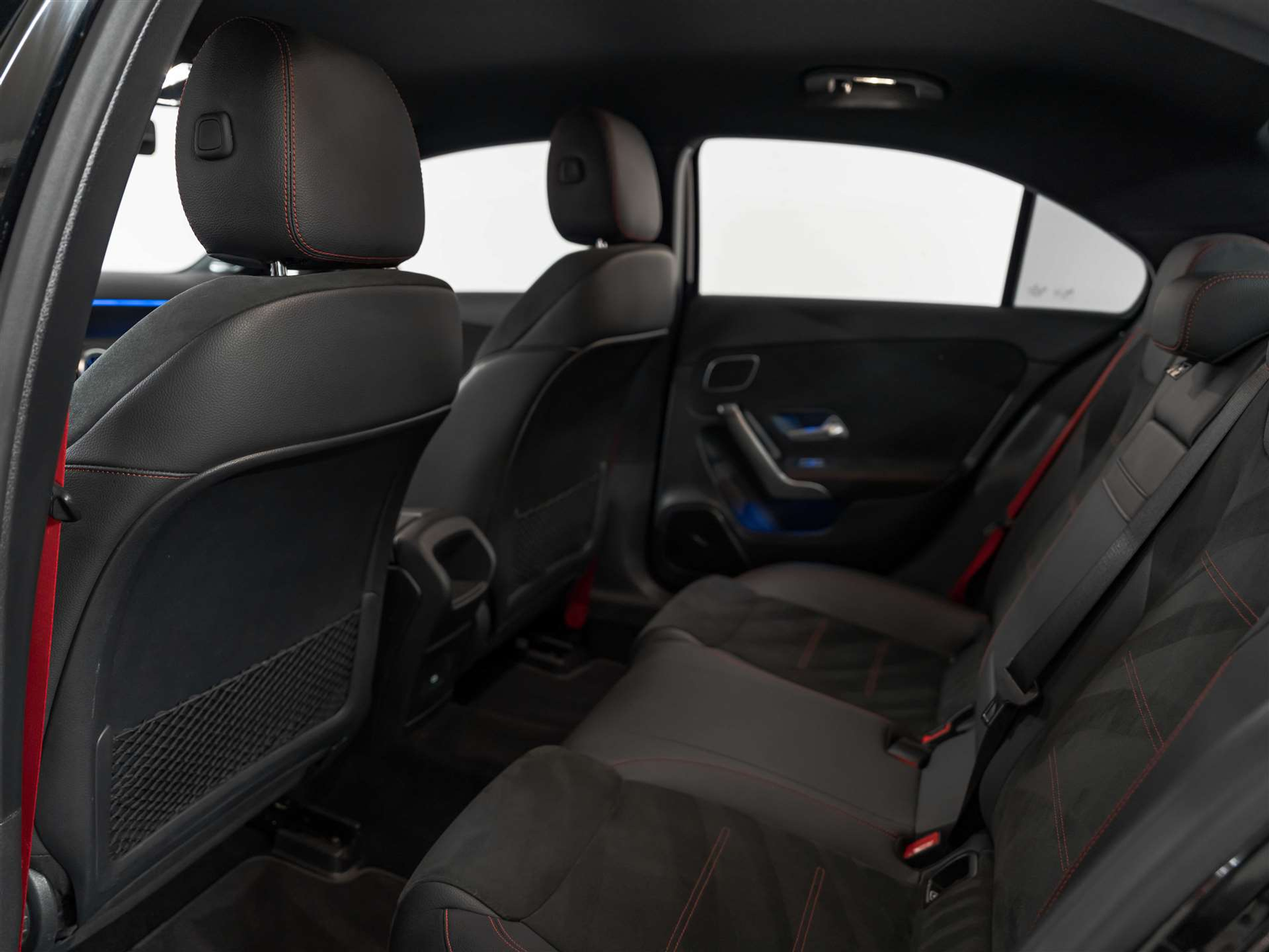 listing desktop thumbnail image 11