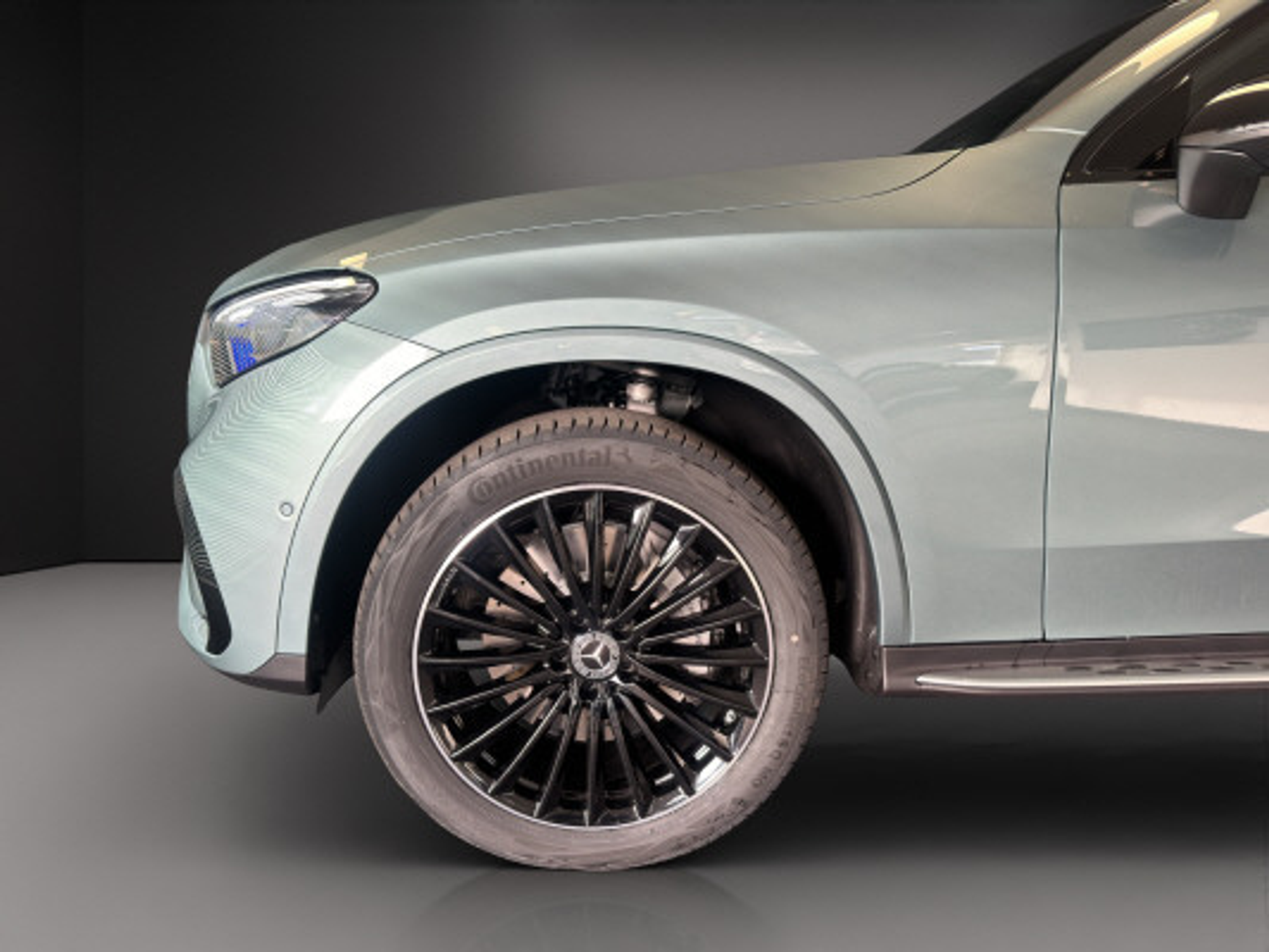 listing desktop thumbnail image 4