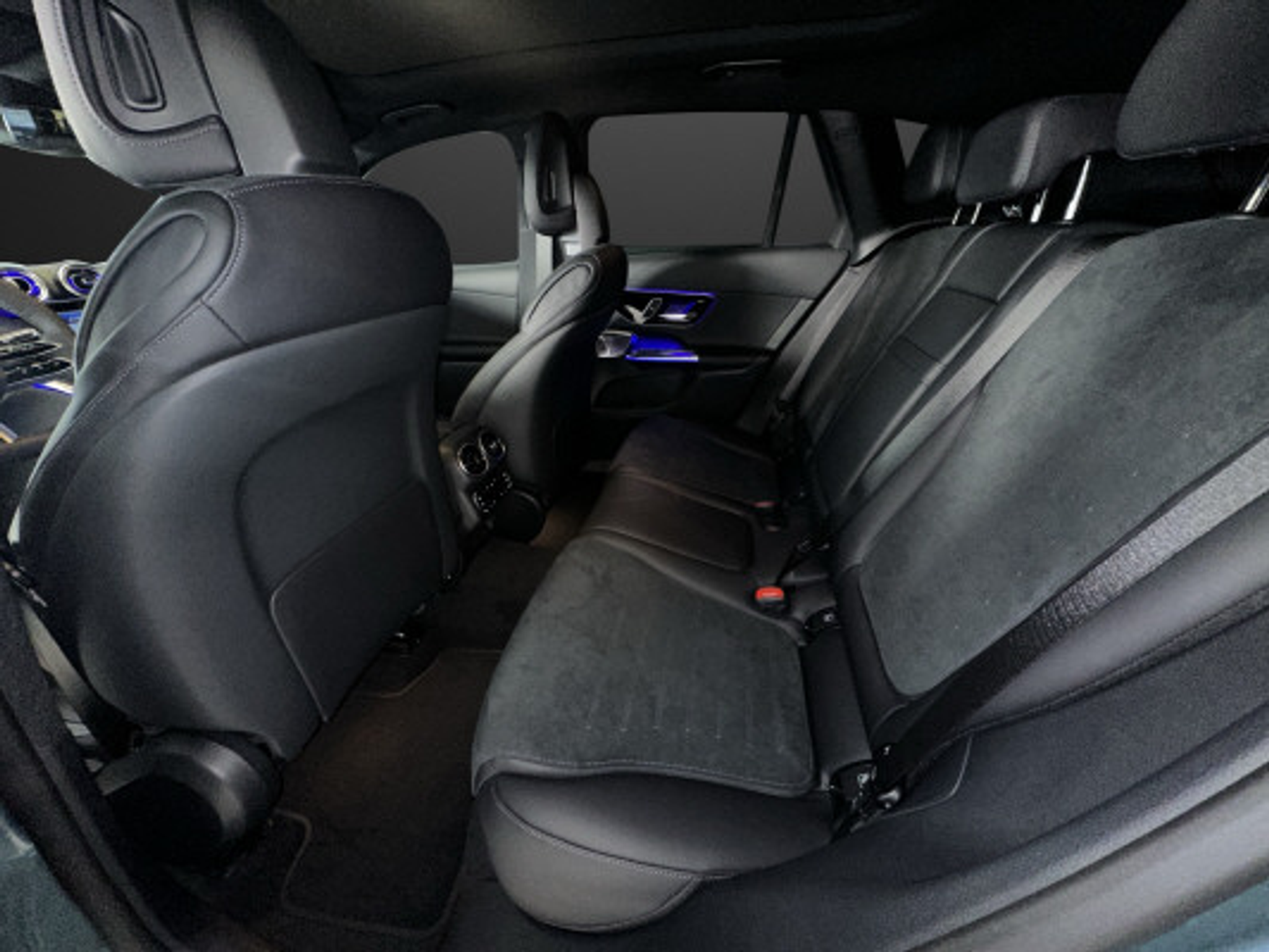 listing desktop thumbnail image 6