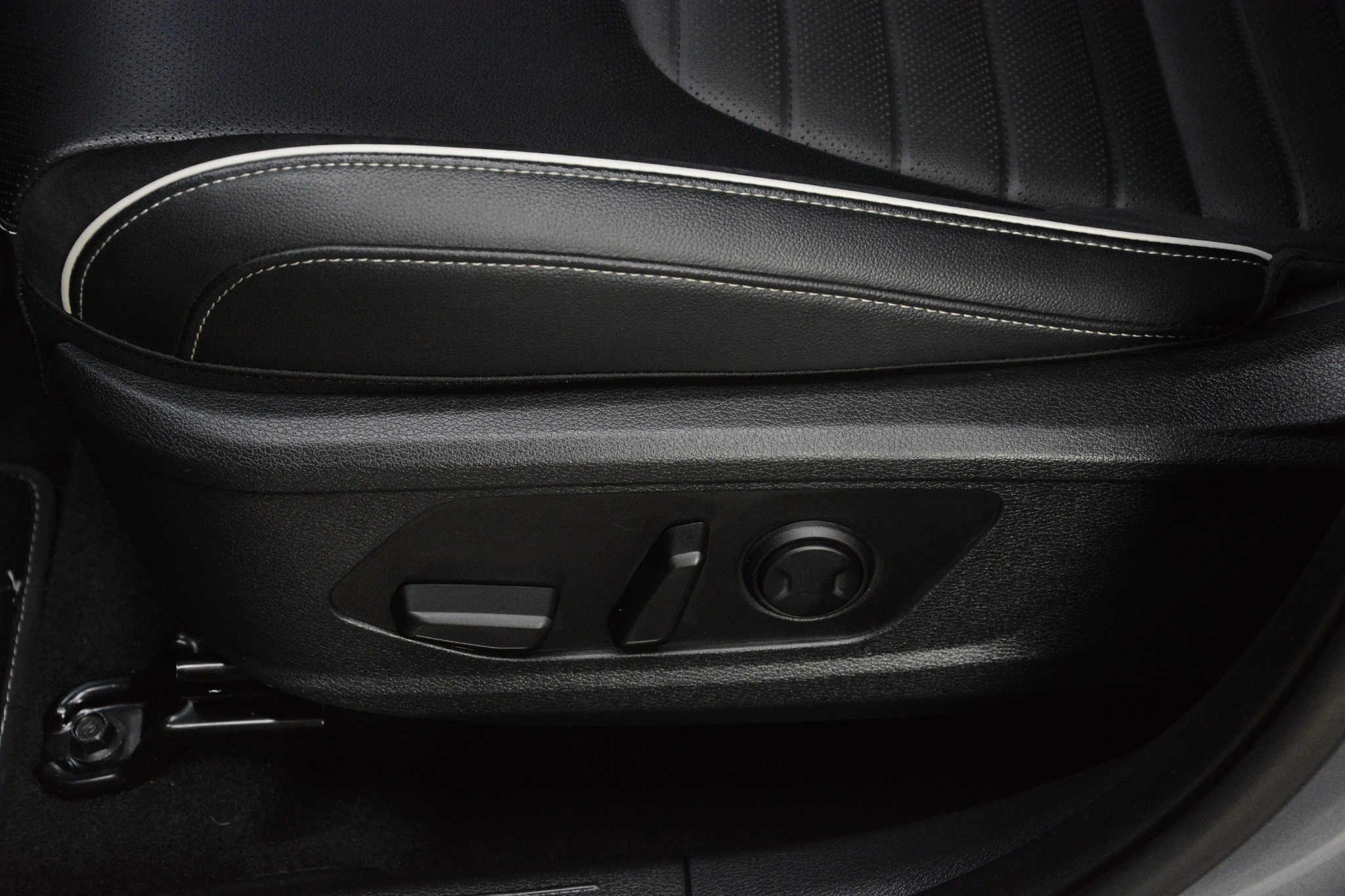 listing desktop thumbnail image 17