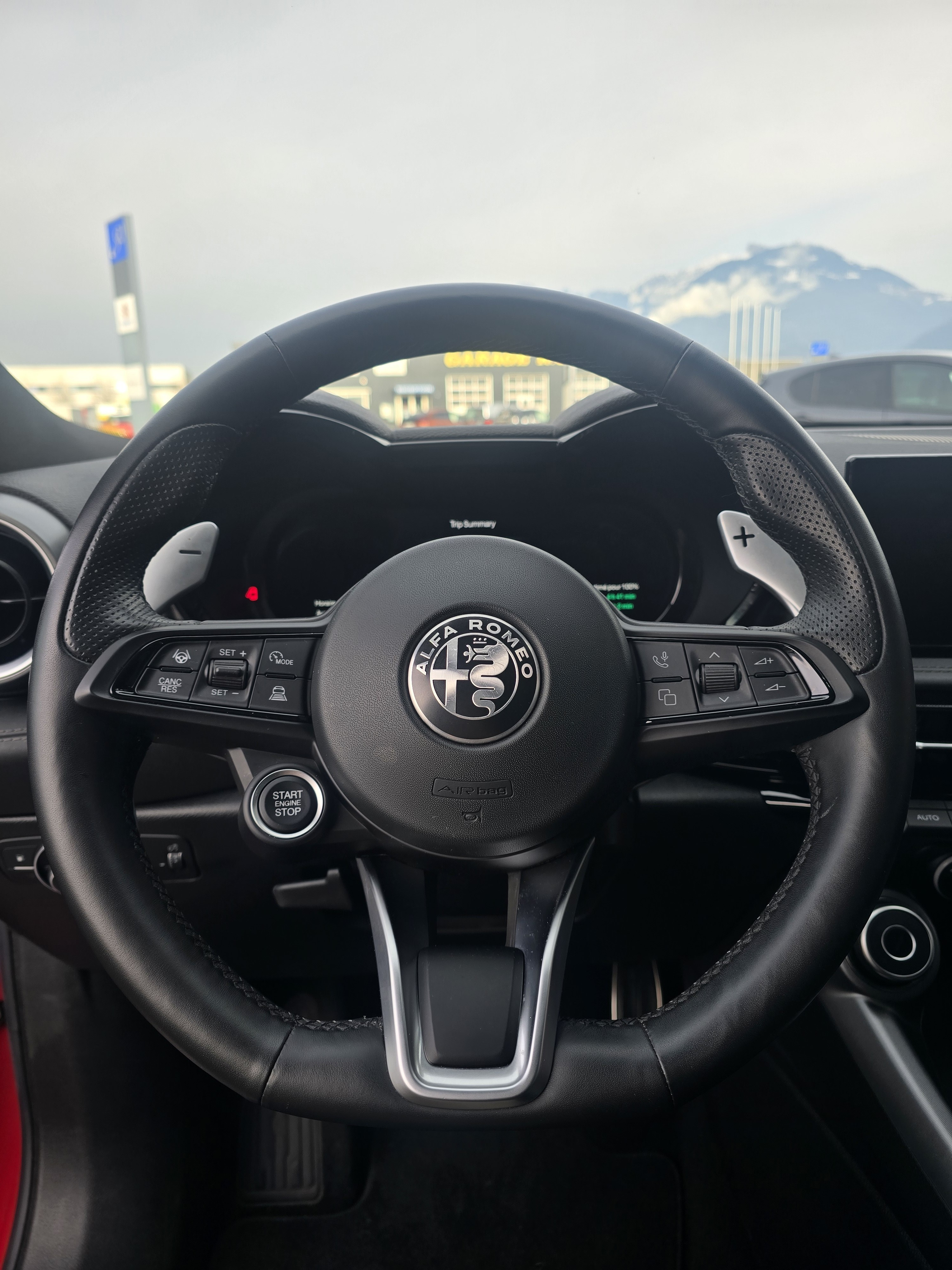 listing desktop thumbnail image 9