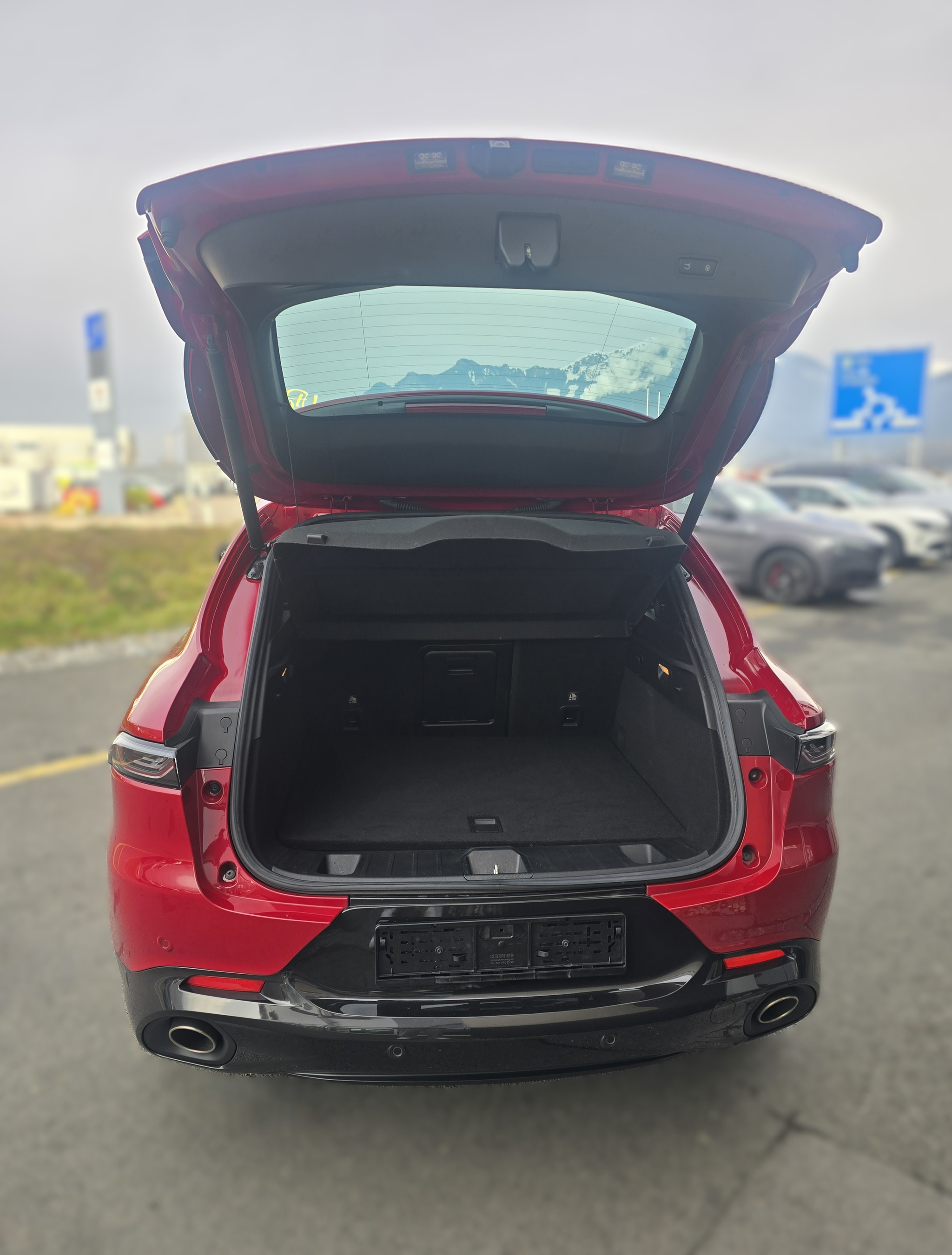 listing desktop thumbnail image 17