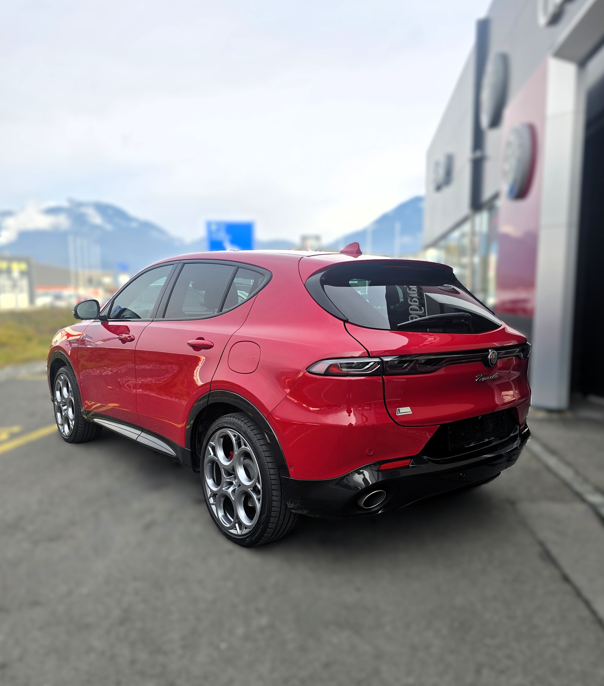 listing desktop thumbnail image 2