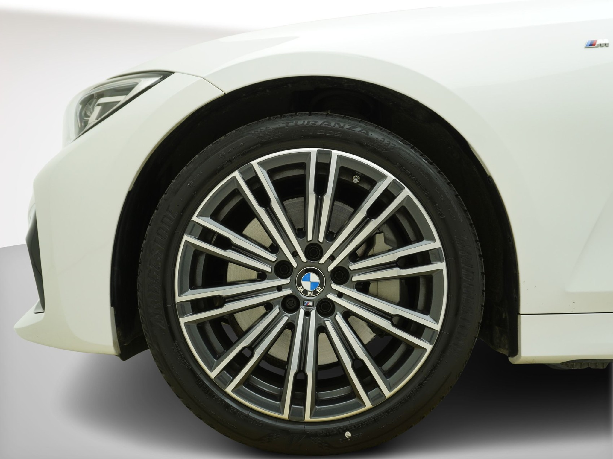 listing desktop thumbnail image 5