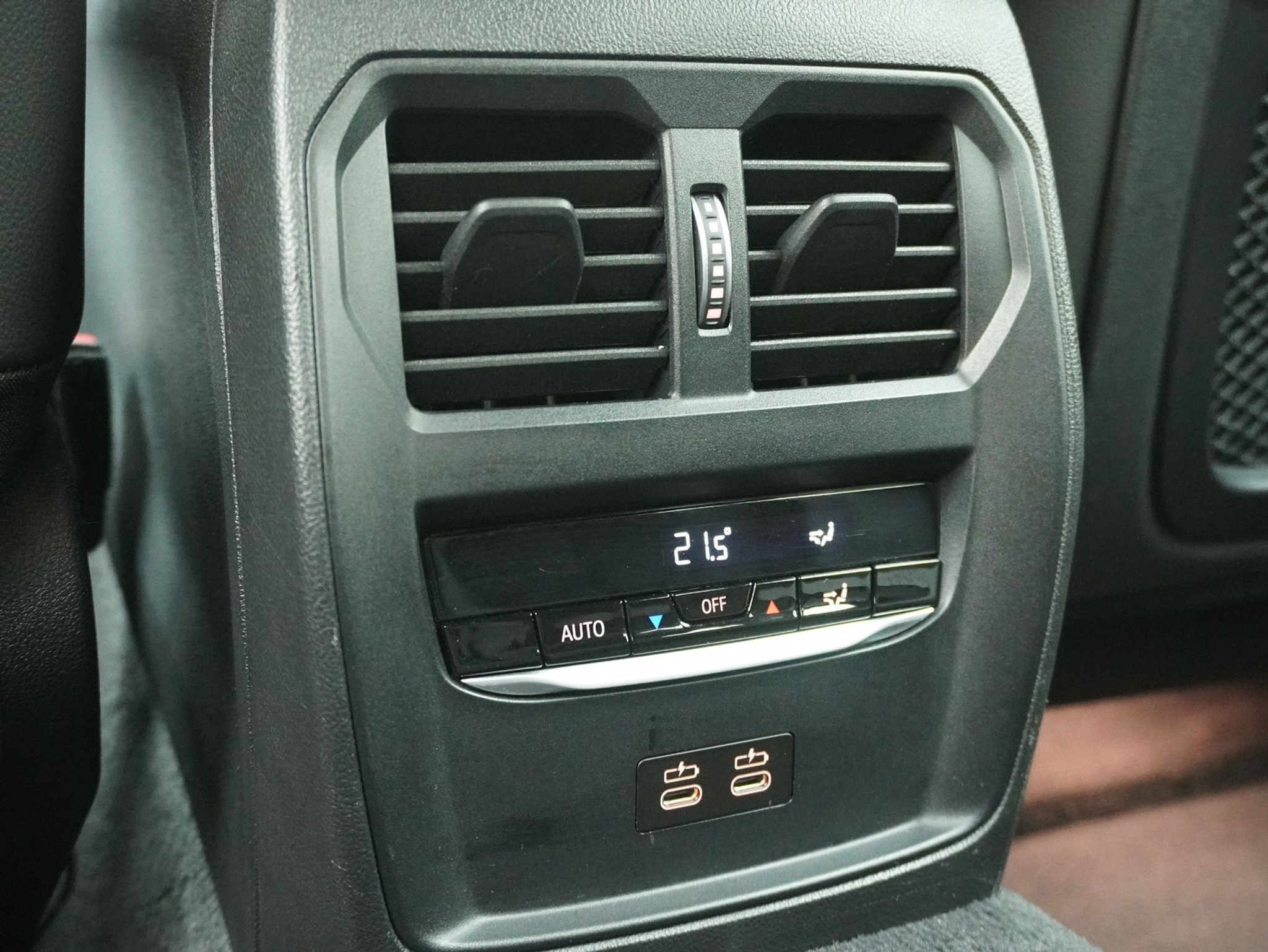 listing desktop thumbnail image 12