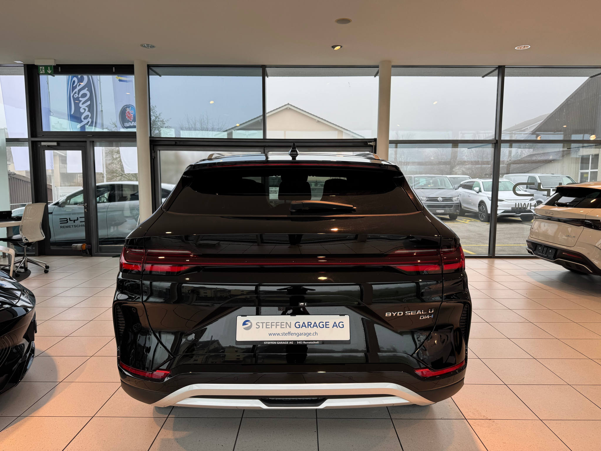 listing desktop thumbnail image 8