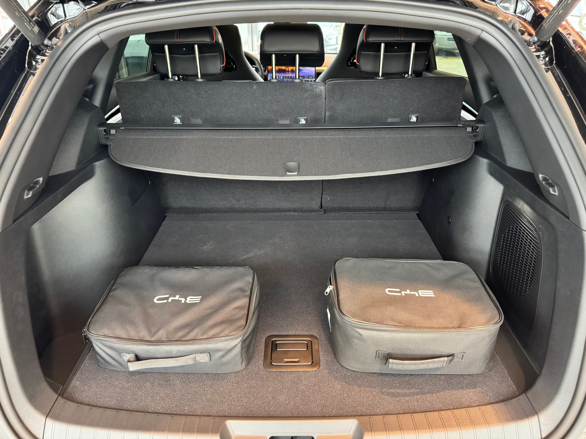 listing desktop thumbnail image 28