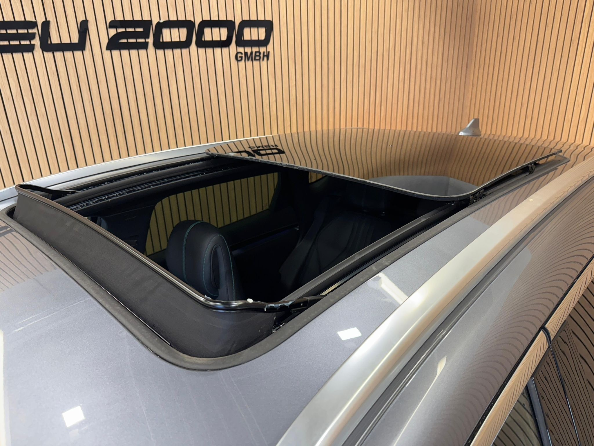 listing desktop thumbnail image 22