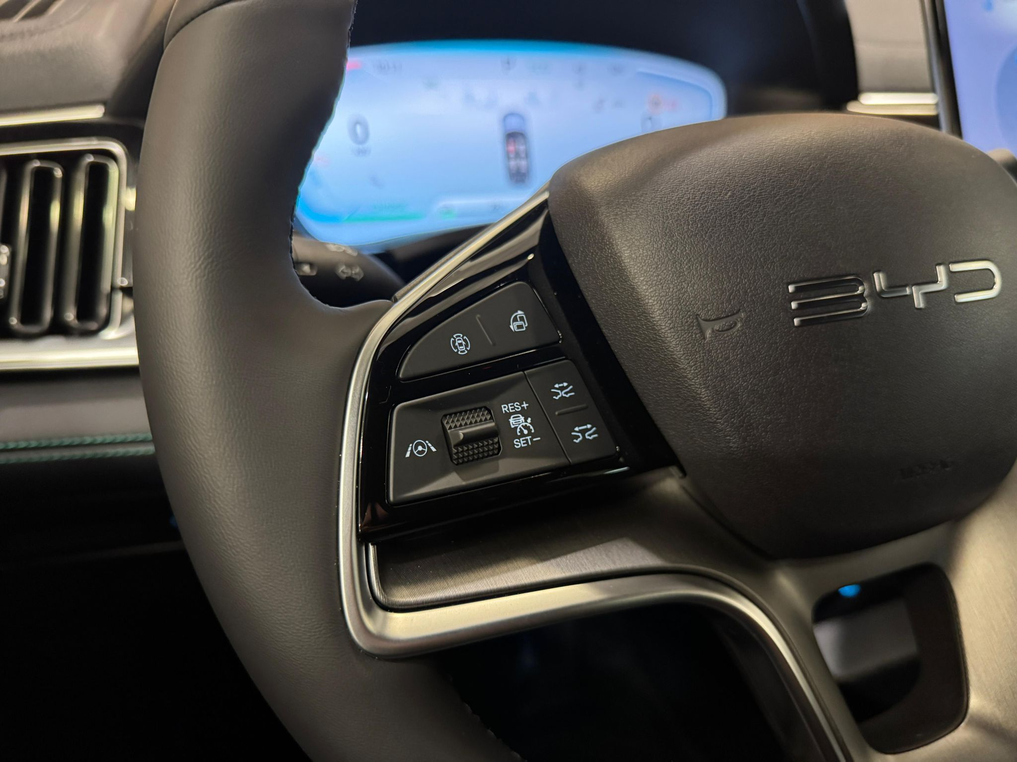 listing desktop thumbnail image 20