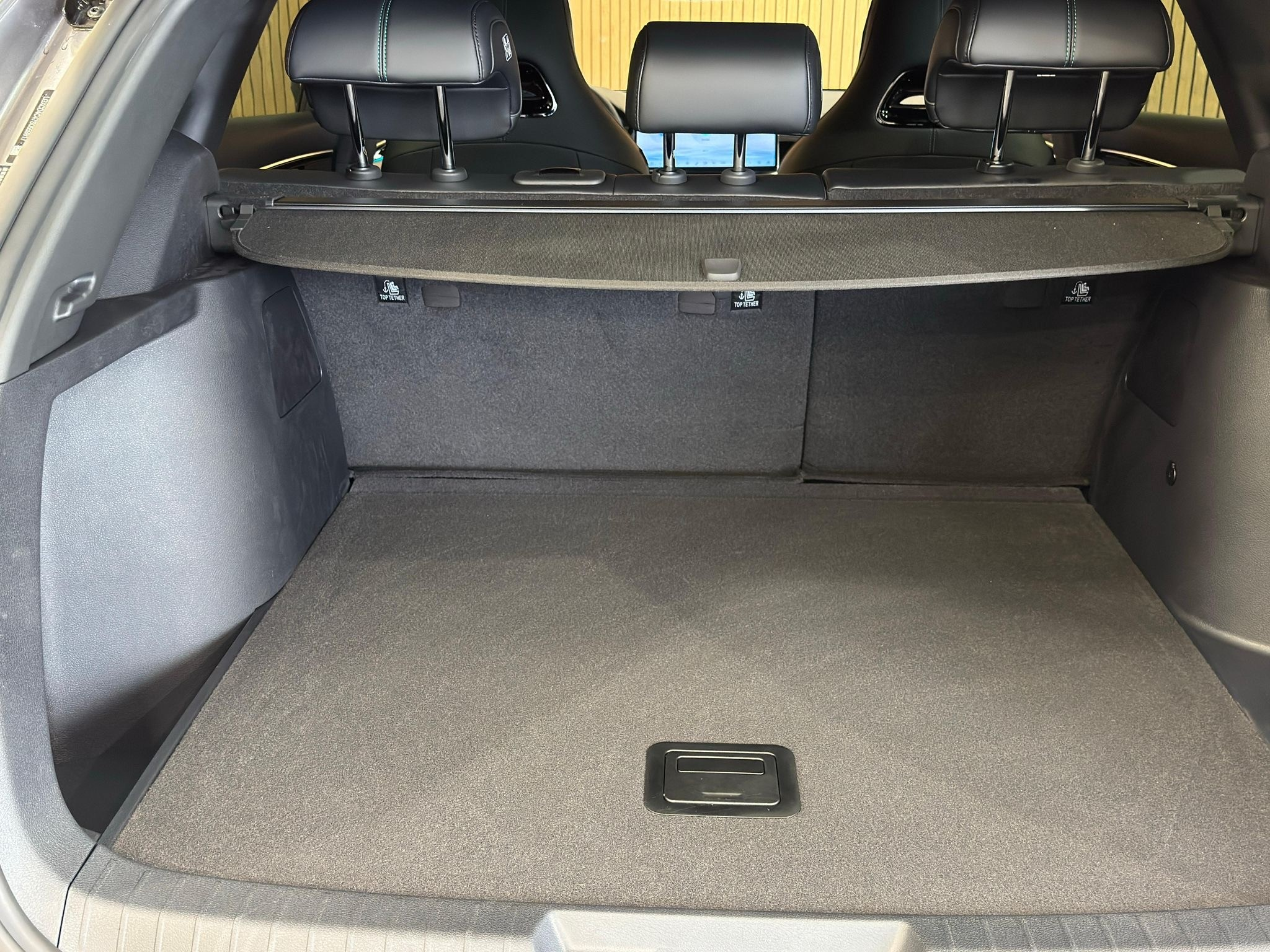 listing desktop thumbnail image 10