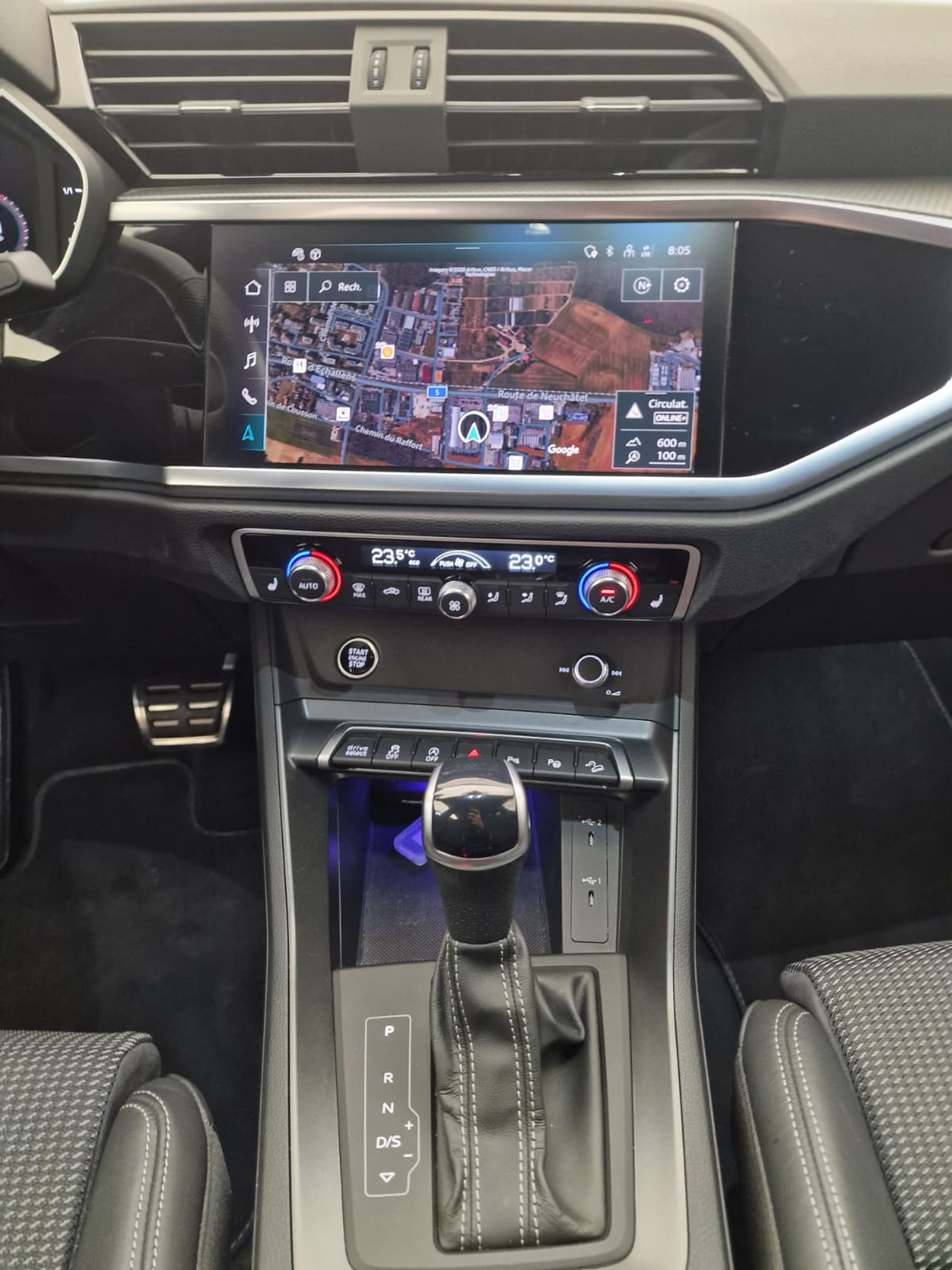 listing desktop thumbnail image 12