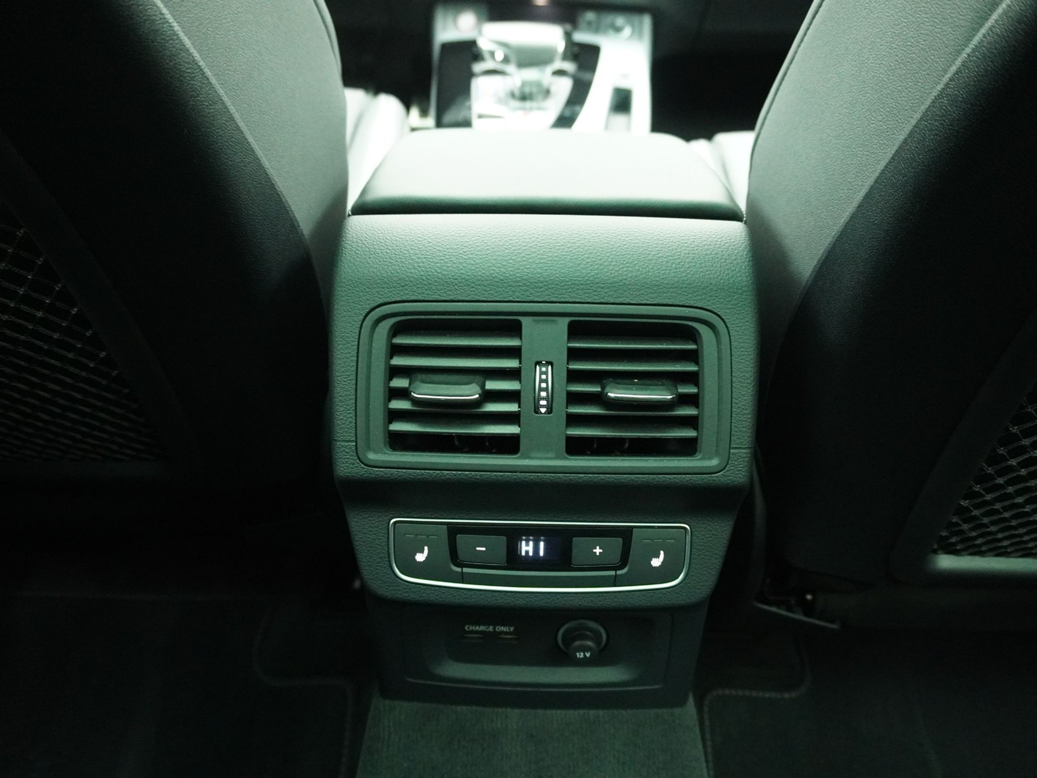 listing desktop thumbnail image 12