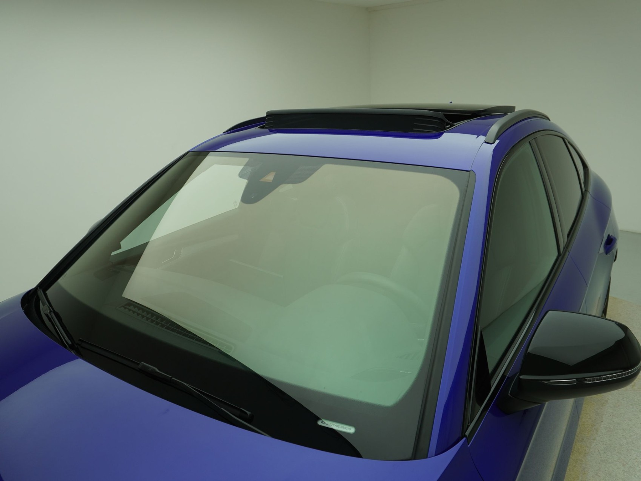 listing desktop thumbnail image 7