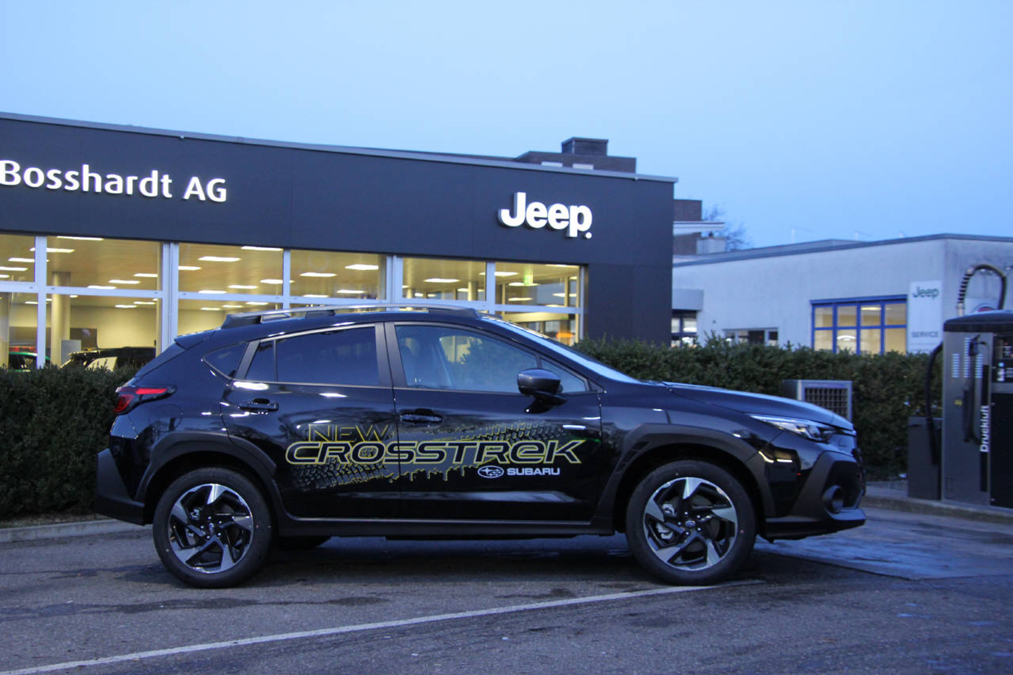 listing desktop thumbnail image 1