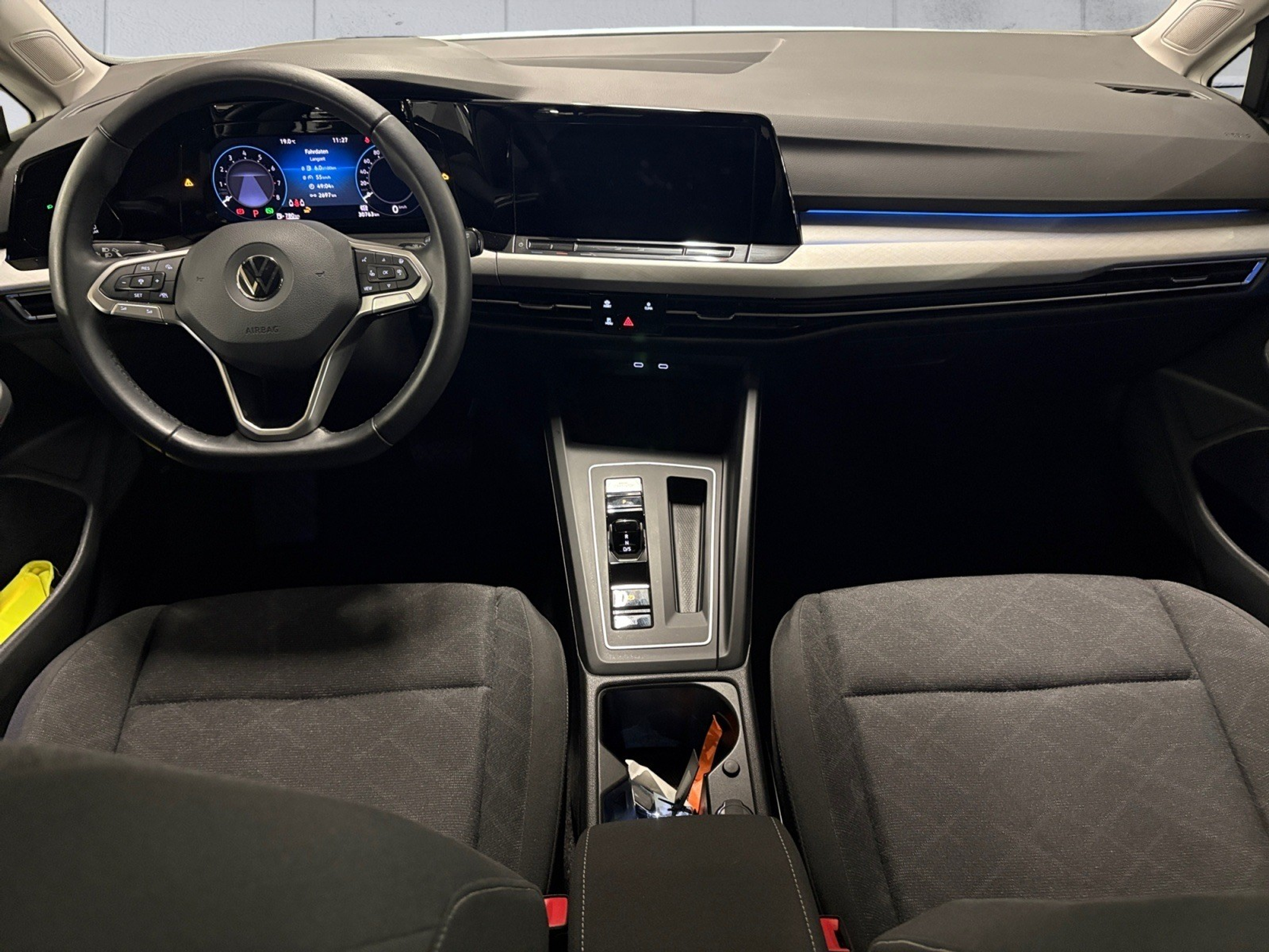 listing desktop thumbnail image 10