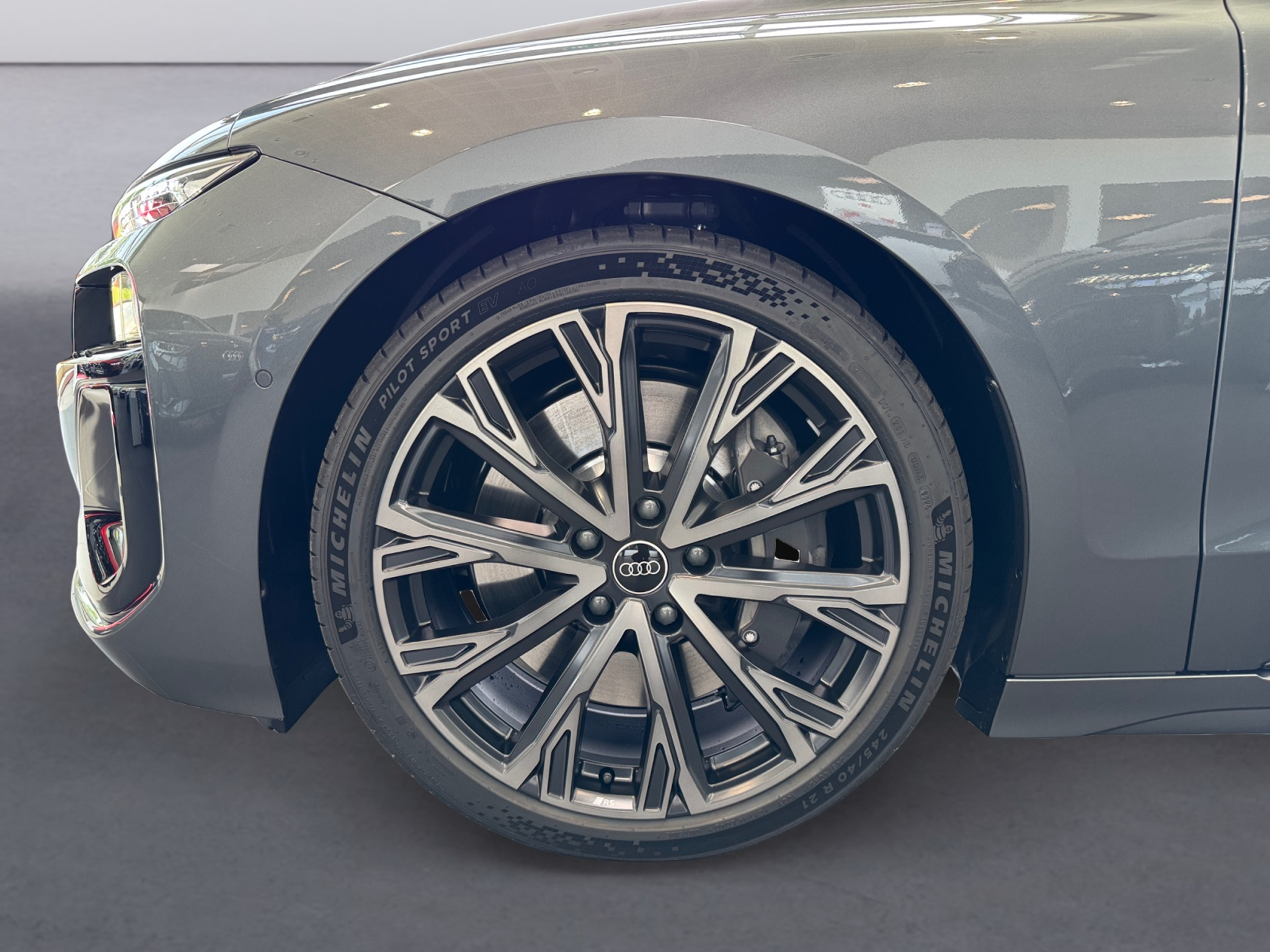 listing desktop thumbnail image 11