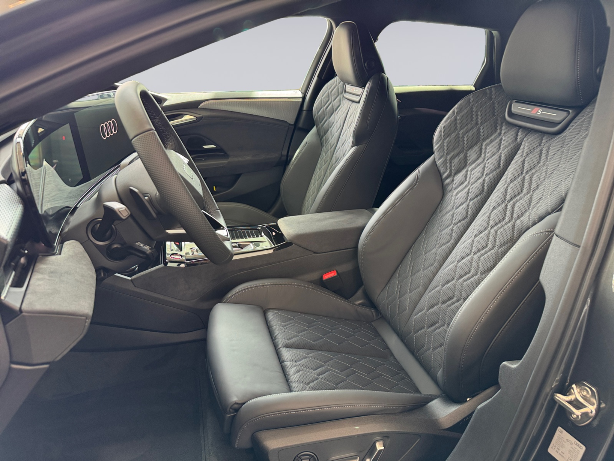 listing desktop thumbnail image 6